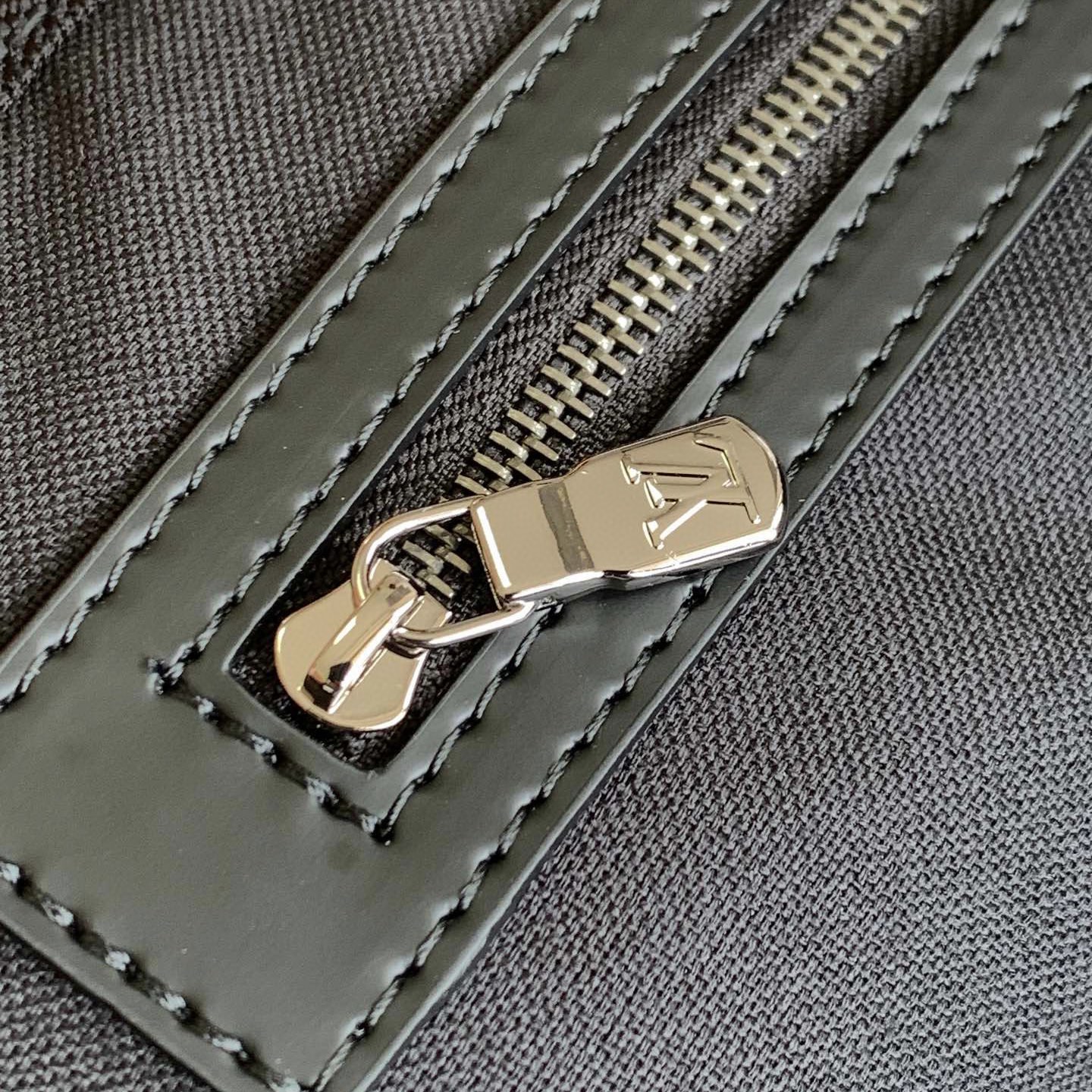 Louis Vuitton Keepall 50 Monogram Eclipse Leather Travel Bag 9 i1752500820999 3702 0 8