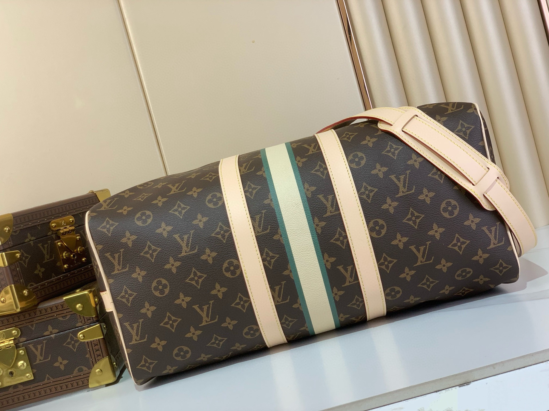 Louis Vuitton Keepall Bandouliere 45 Mon Monogram Travel Bag, P01944 9 i1752586510183 5824 0 7