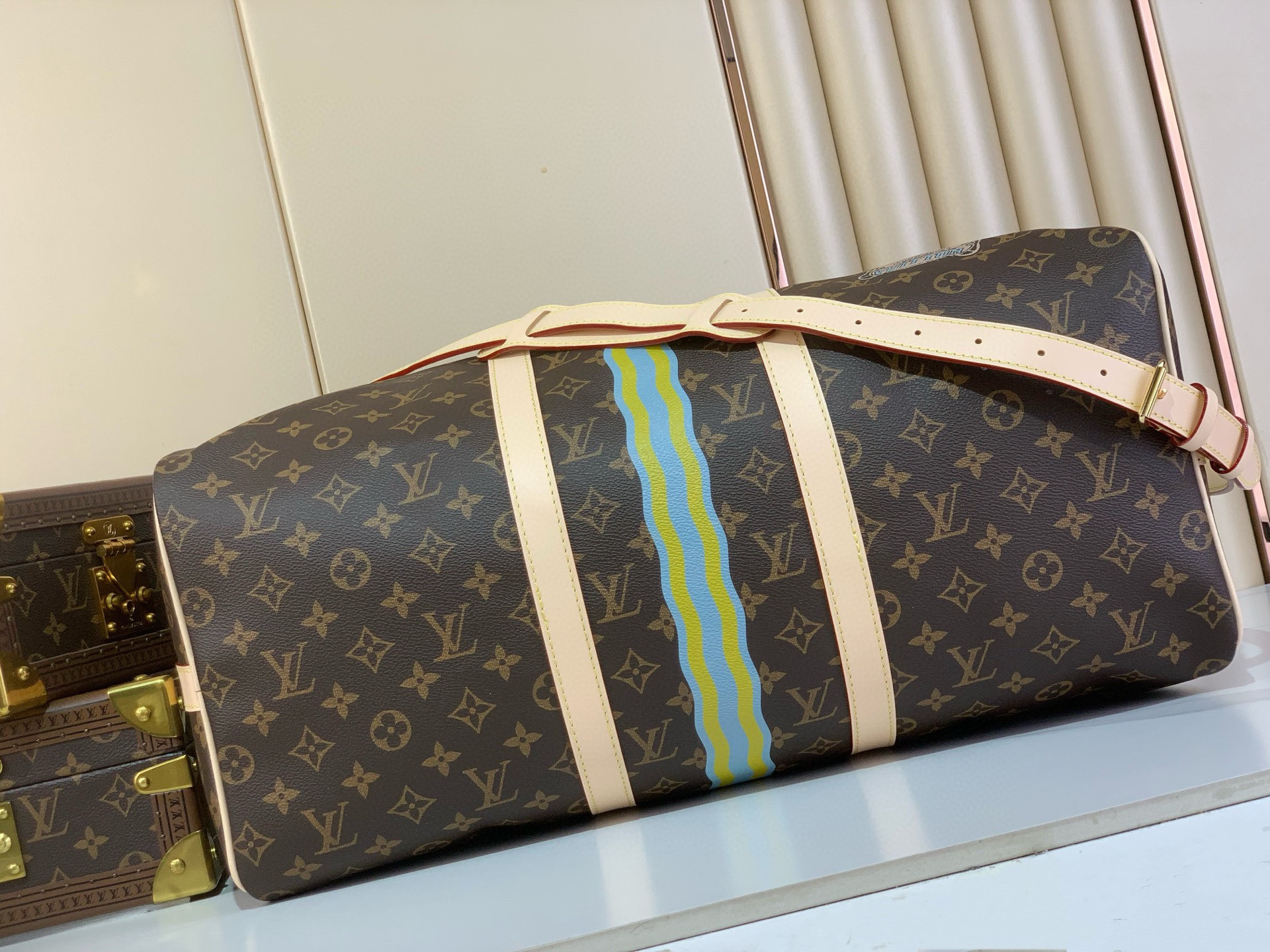 Louis Vuitton Keepall Bandoulière 50 Monogram Canvas Travel Bag 9 i1752586872949 9975 0 7