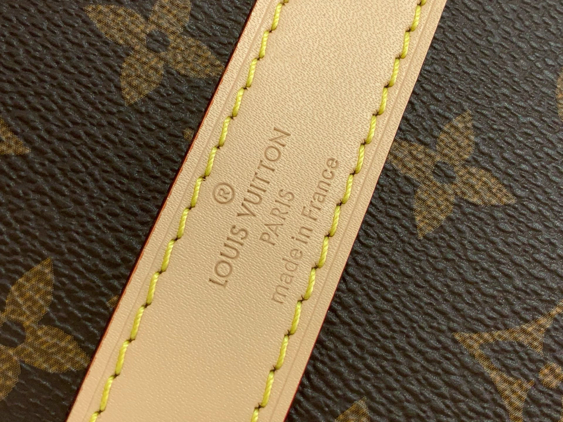 Louis Vuitton Keepall Bandoulière 55 Monogram Canvas Travel Bag 8 i1752587076322 3790 0 6
