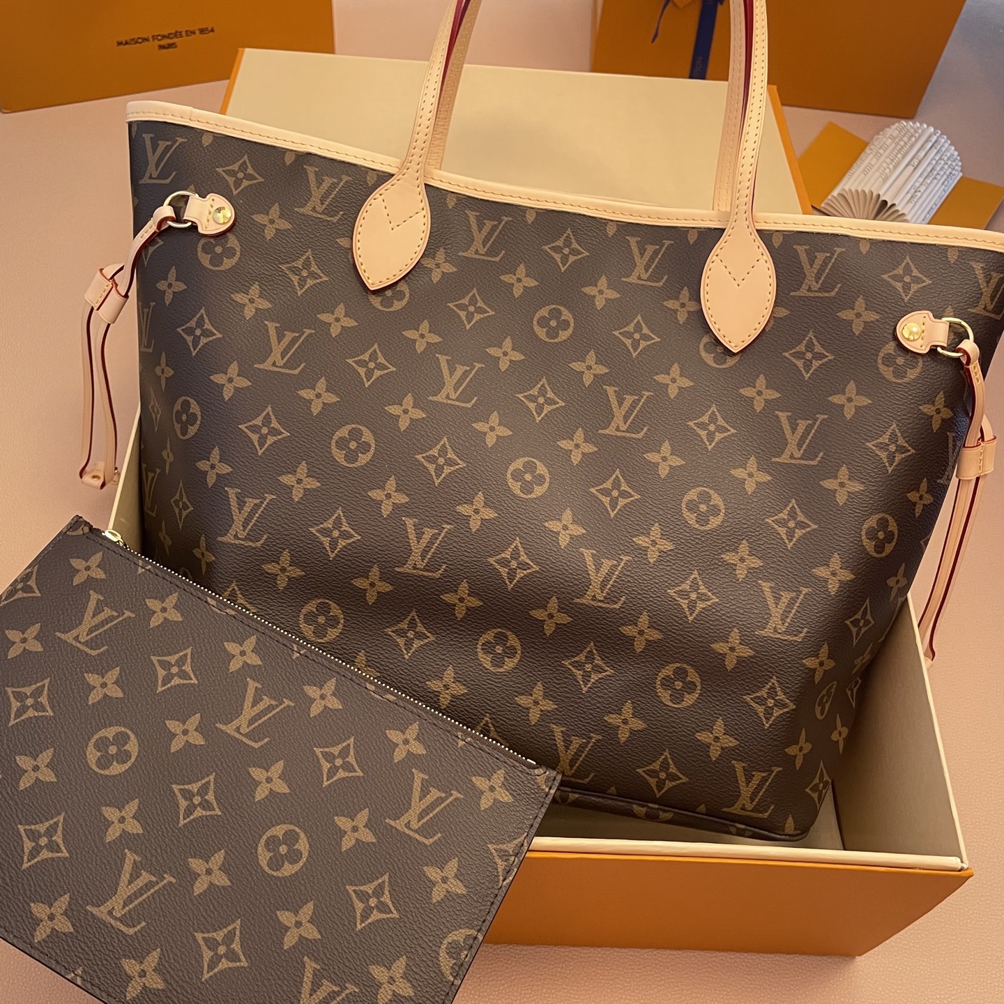 Louis Vuitton Neverfull MM Monogram Canvas Tote Bag with Leather Trim 2 i1754751397433 4667 0 1
