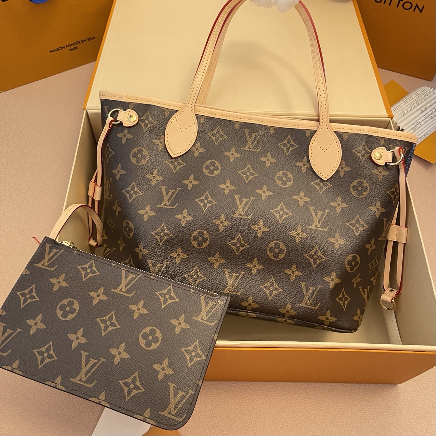 Louis Vuitton Neverfull Small Tote Bag Monogram Canvas with Leather Trim 3 i1754751805775 4099 0 1