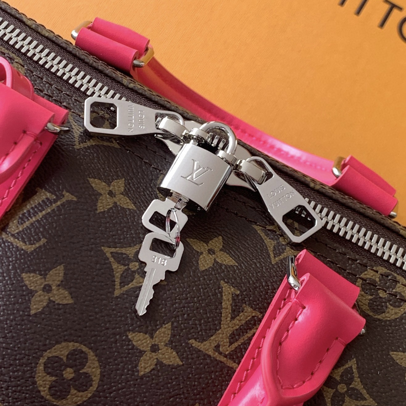 Louis Vuitton Keepall Bandoulière 45 Monogram Canvas with Pink Leather 6 i1754912667664 36 0 3
