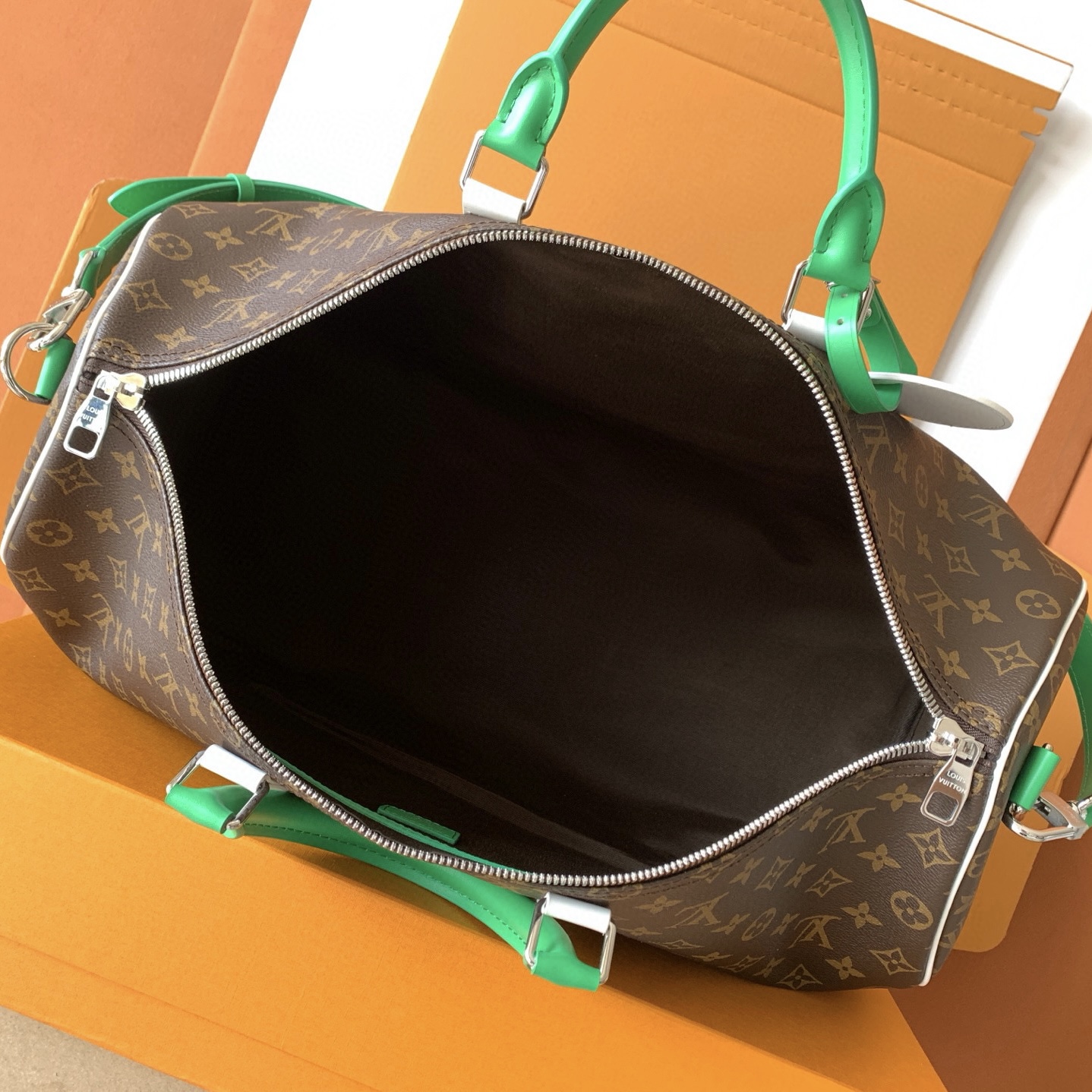 Louis Vuitton Keepall Bandouliere 50 Travel Bag - Monogram Canvas with Green Accents 8 i1754913108057 5917 0 6