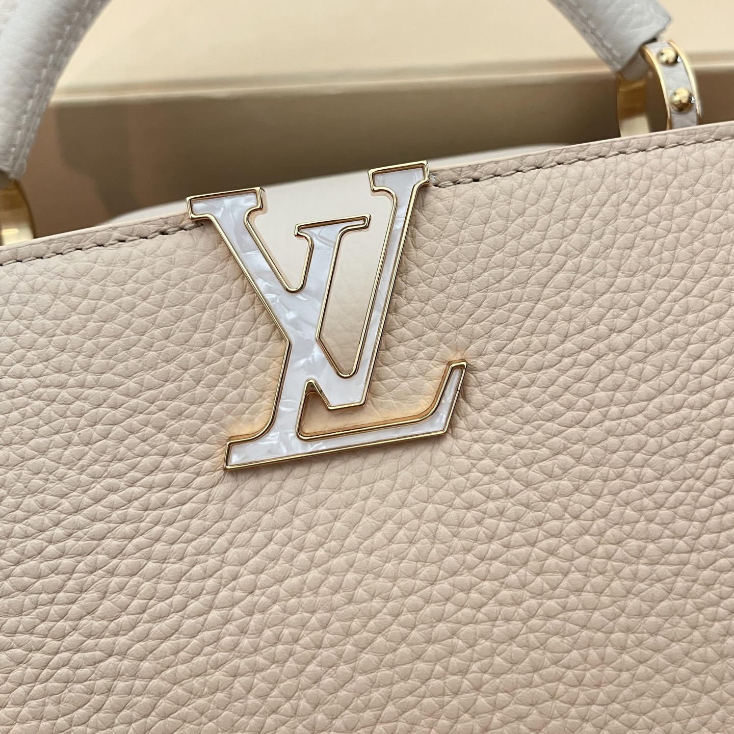 Louis Vuitton Capucines BB Daydream Taurillon Leather Handbag - M25461 4 i1754914391810 5053 0 2