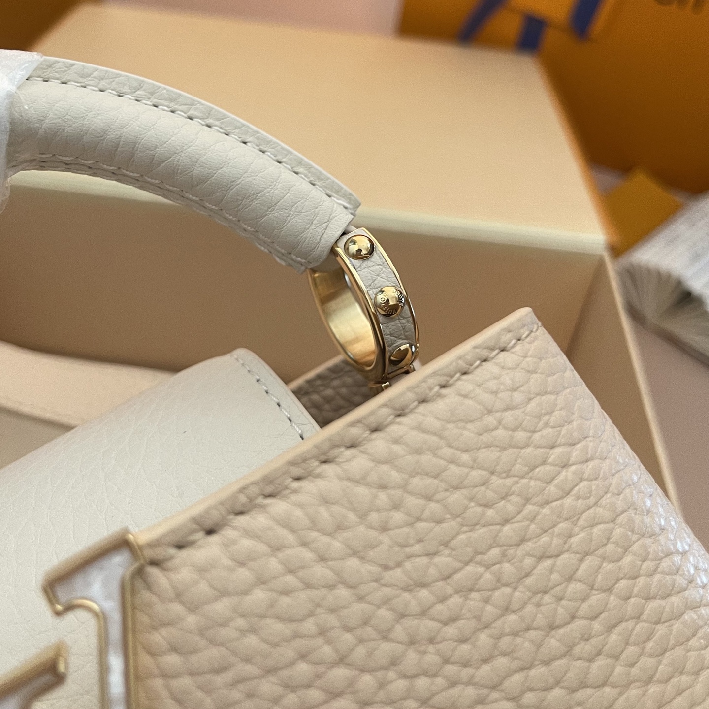 Louis Vuitton Capucines BB Handbag Taurillon Leather - M25461 5 i1754914593126 6213 0 3