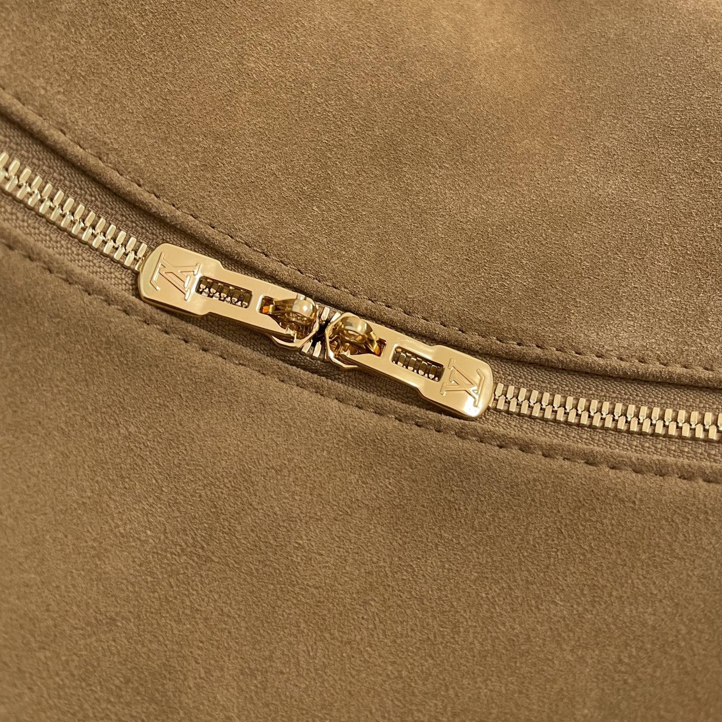 Louis Vuitton Expressential Brown Suede Leather Handbag, Keepall Inspired 6 i1755067969495 9289 0 4