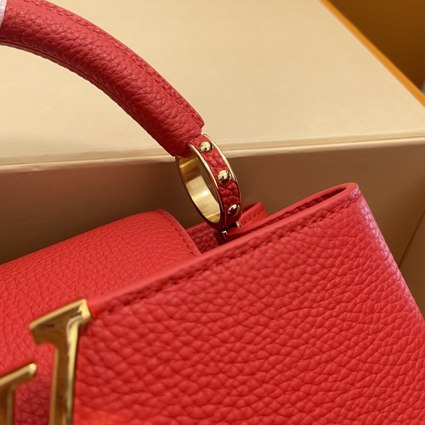 Louis Vuitton Capucines BB Red Taurillon Leather Cherry Accent Handbag 5 i1755068441009 6719 0 3