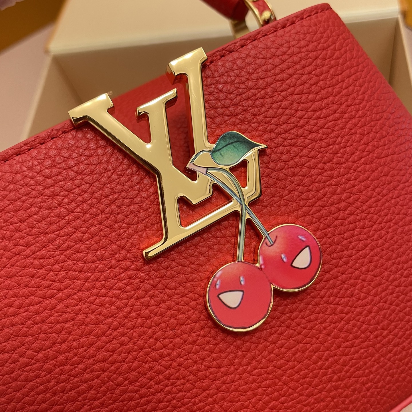 Louis Vuitton Capucines BB Red Taurillon Leather Cherry Charm Crossbody Bag 4 i1755068569716 7104 0 2