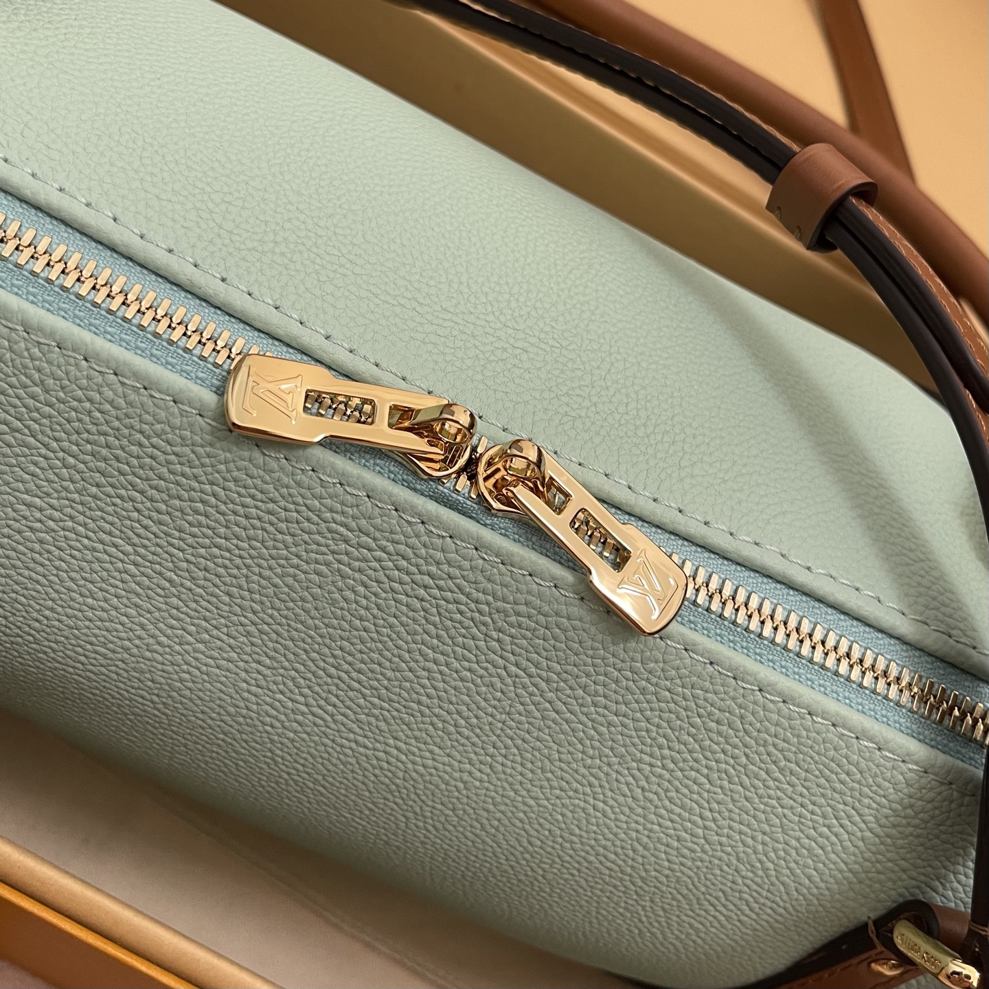Louis Vuitton Green Leather Expressential Small Handbag With Lock 5 i1756537647066 125 0 3