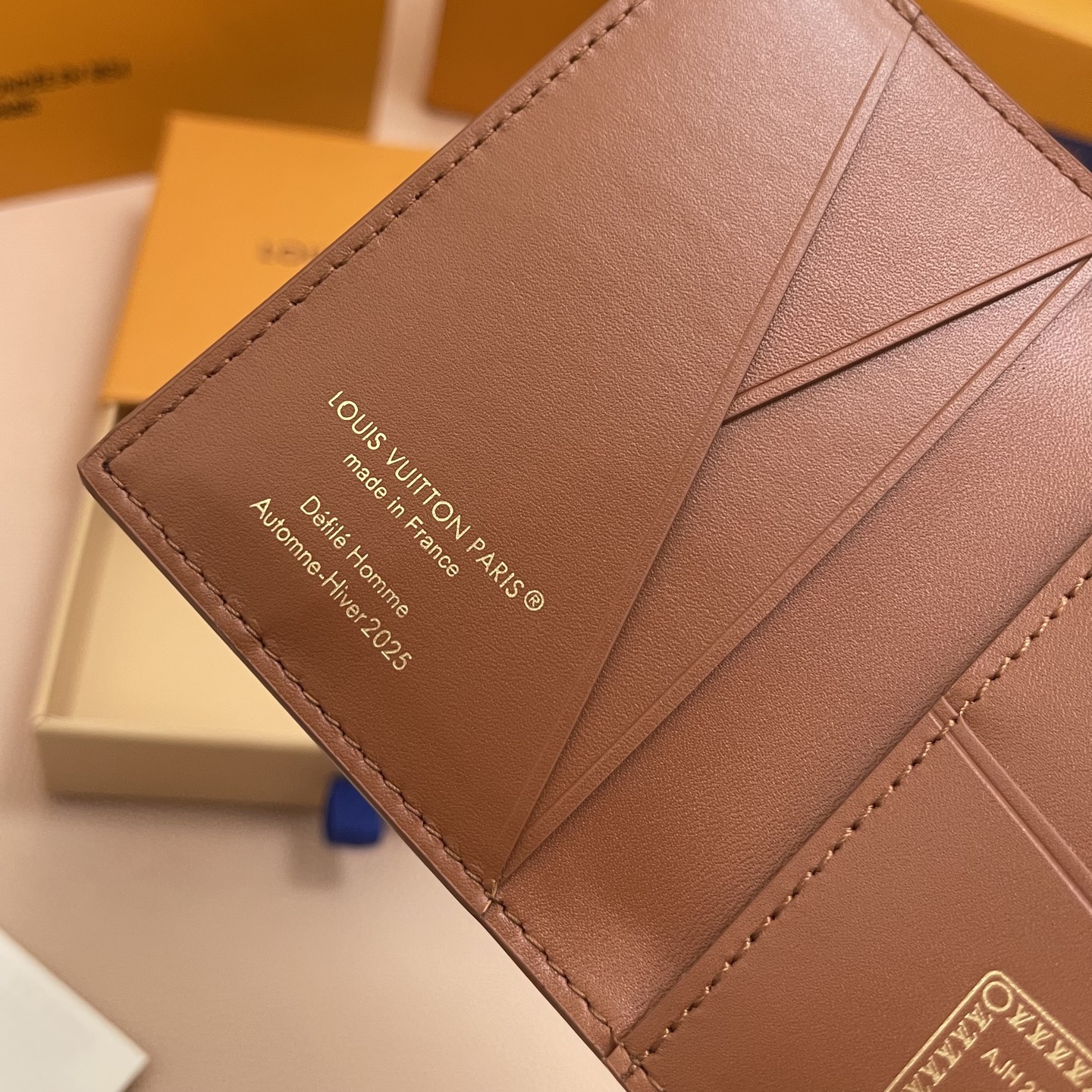 Louis Vuitton Pocket Organizer Monogram Bandoulière Leather Wallet 6 i1756540869775 4755 0 5
