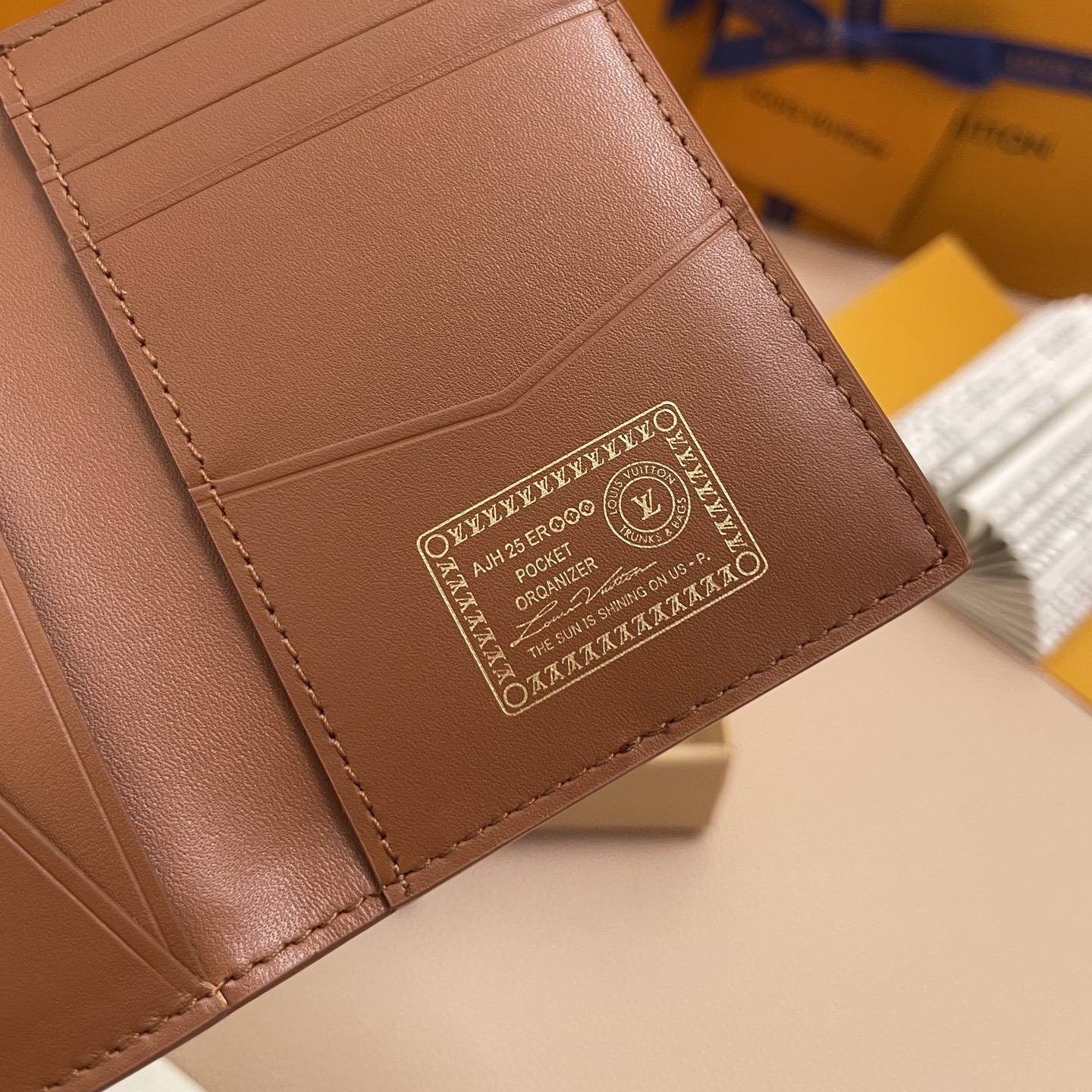 Louis Vuitton Pocket Organizer Monogram Bandoulière Leather Wallet 5 i1756540877626 6853 0 4