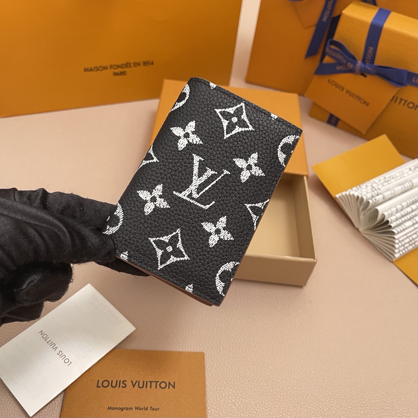 Louis Vuitton Pocket Organizer Wallet Monogram Bandoulière Leather Black 2 i1756541019797 5447 0 1