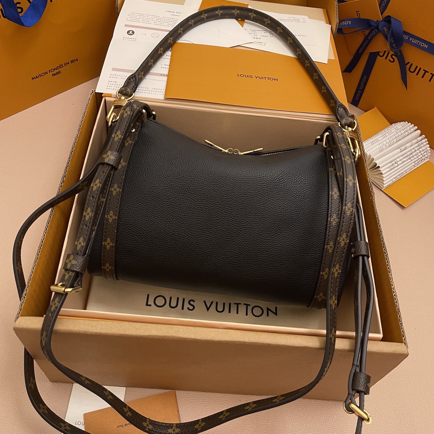 Louis Vuitton Expressentials Small Handbag - Premium Leather, Iconic Design 3 i1756541330307 1501 0 1