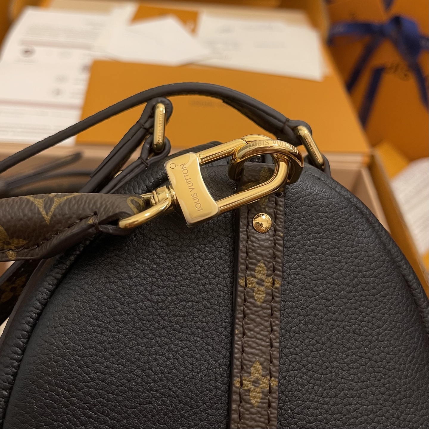Louis Vuitton Expressentials Small Handbag - Premium Leather, Iconic Design 7 i1756541330657 3418 0 4