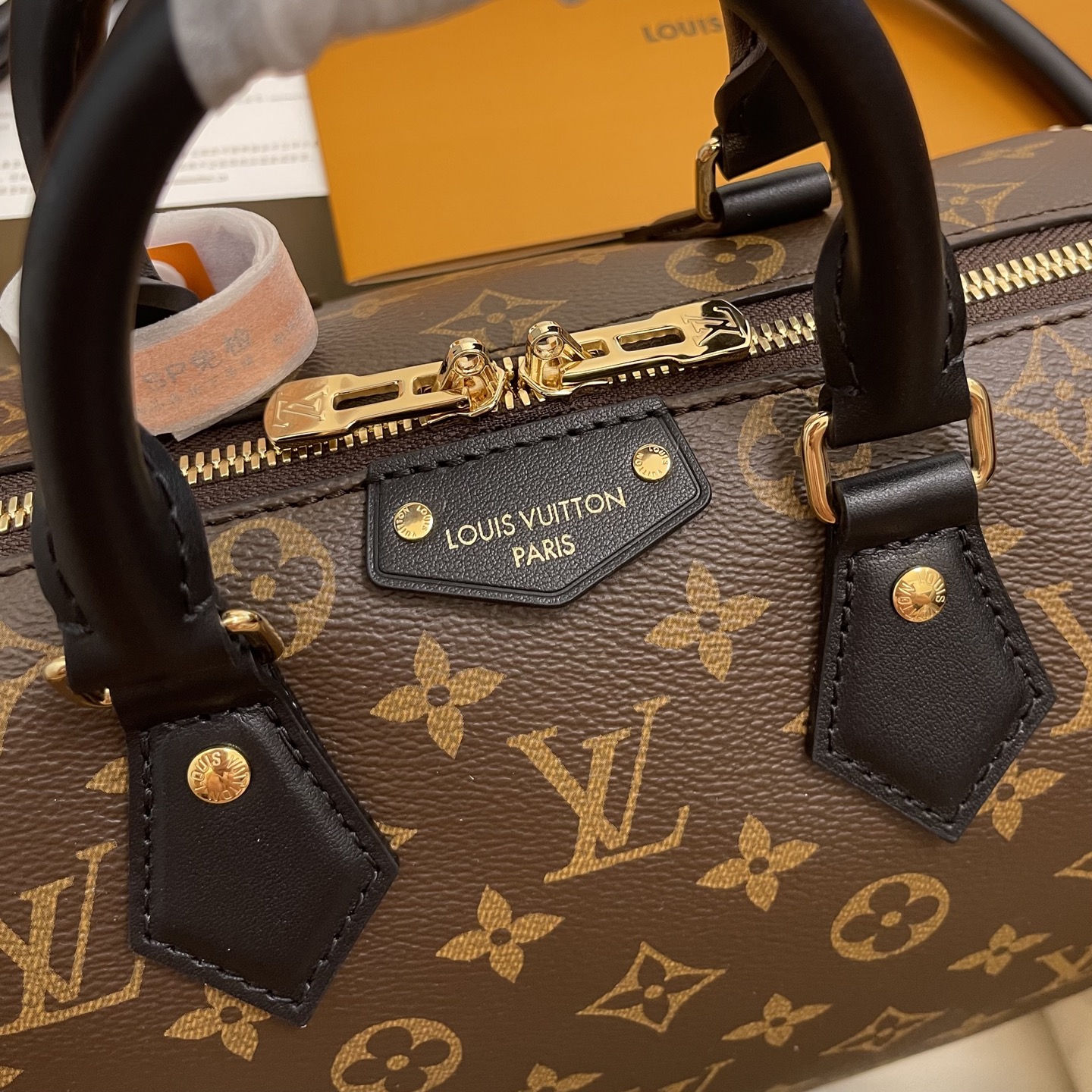 Luxury Speedy Trunk 25 Handbag, Premium Leather Shoulder Bag for Women 5 i1756541911127 4661 0 2
