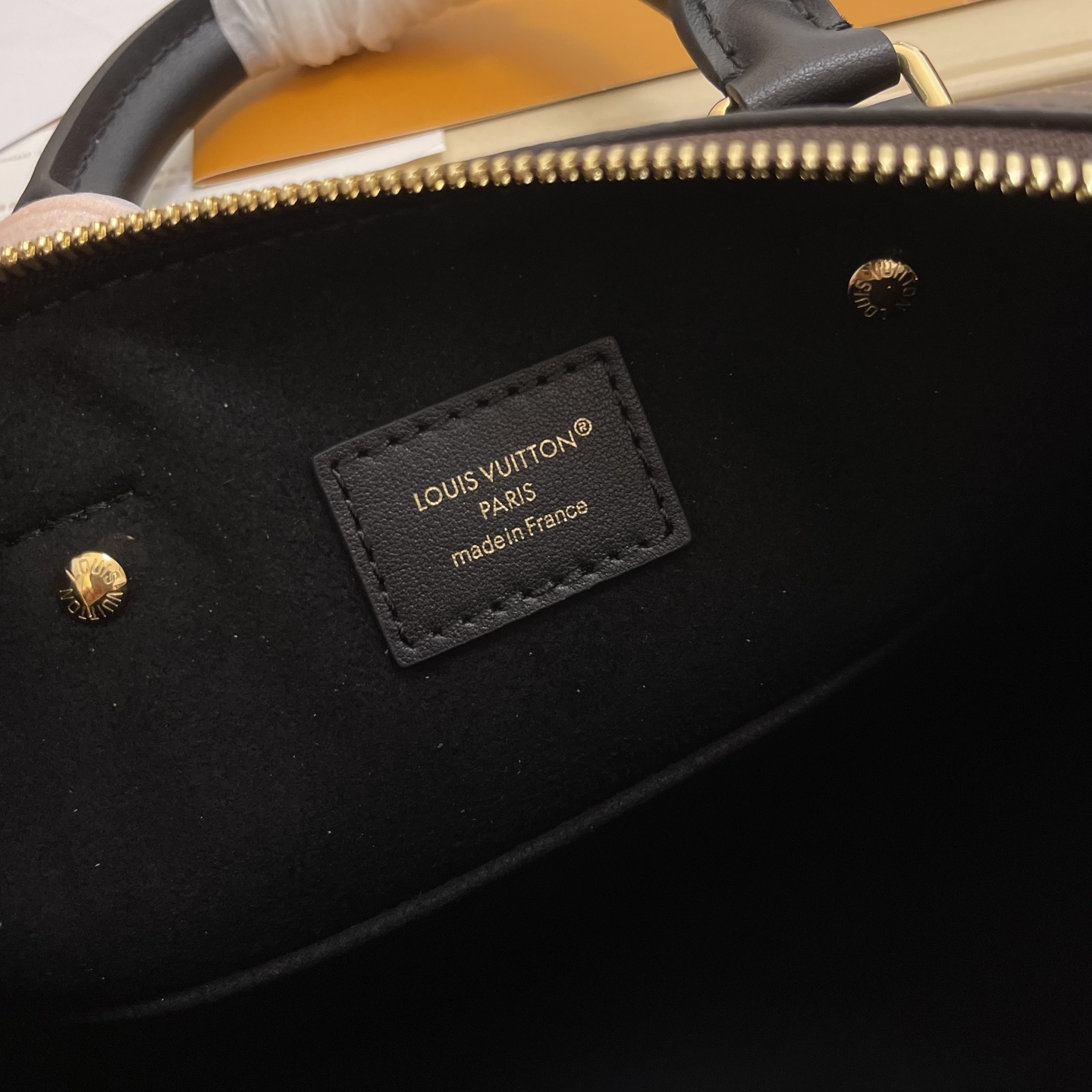 Luxury Speedy Trunk 25 Handbag, Premium Leather Shoulder Bag for Women 10 i1756541913654 5457 0 8