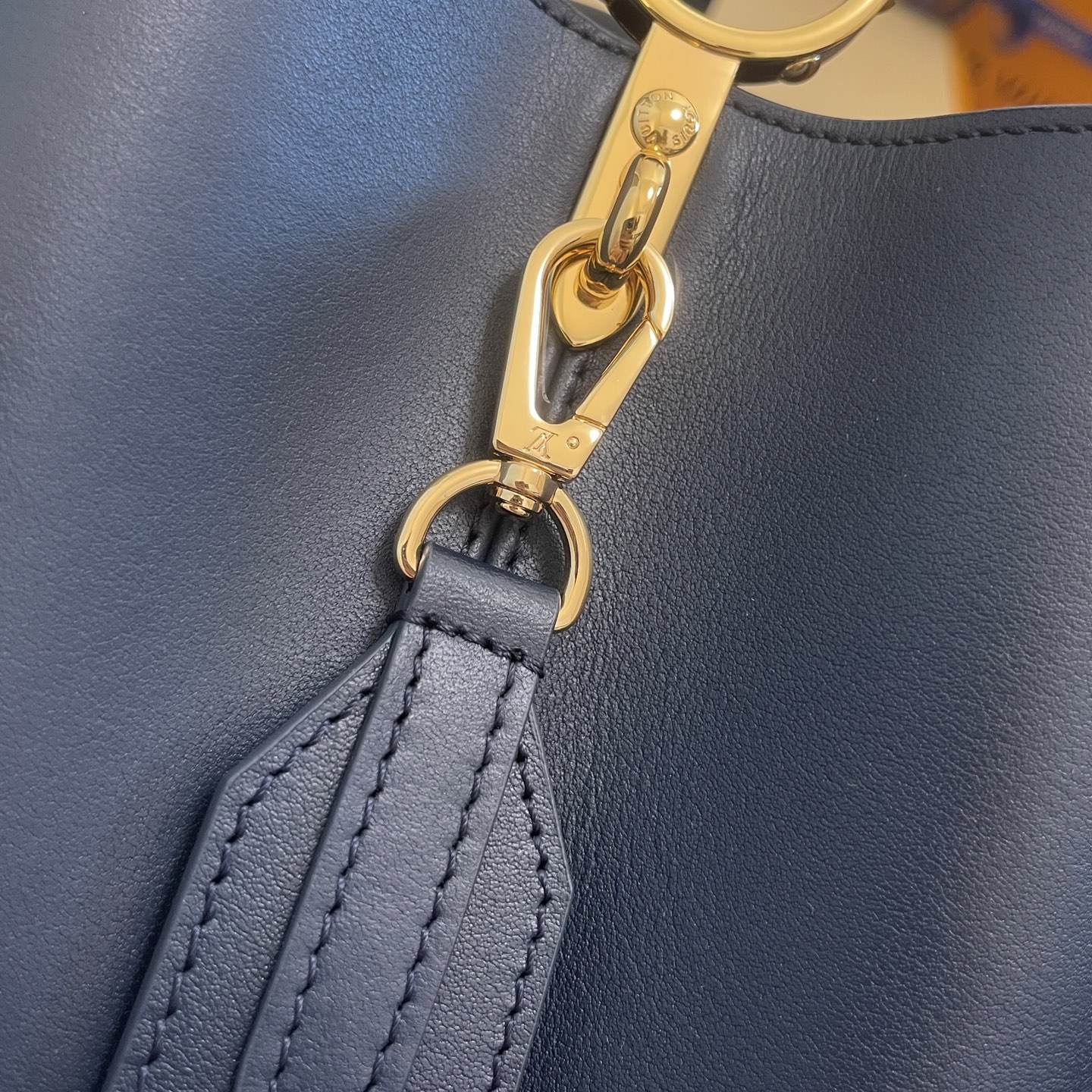 Louis Vuitton Capucines Souple Large Blue Tote Bag - Stylish and Functional 7 i1756708030176 166 0 5