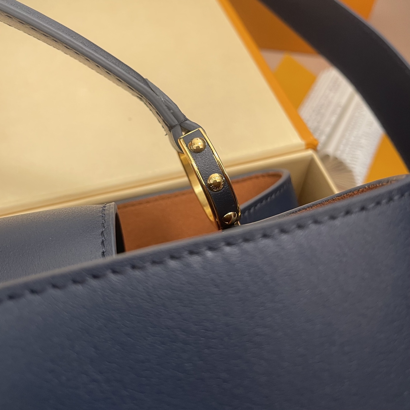 Louis Vuitton Capucines Souple Large Blue Tote Bag - Stylish and Functional 5 i1756708032104 6400 0 3