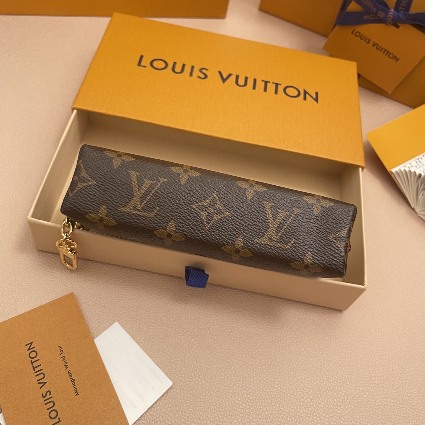 Louis Vuitton Monogram Canvas Lipstick Pouch - Compact & Stylish M25694 6 i1756708726965 3556 0 5