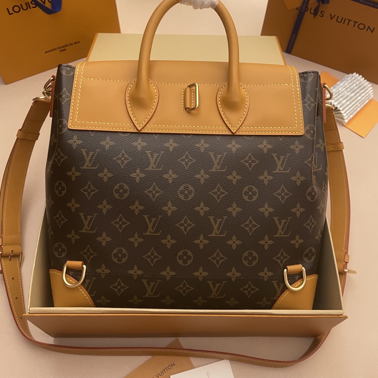 Louis Vuitton Steamer 30 Monogram Canvas Handbag Designed by Pharrell Williams 2 i1760706191945 6066 0 1