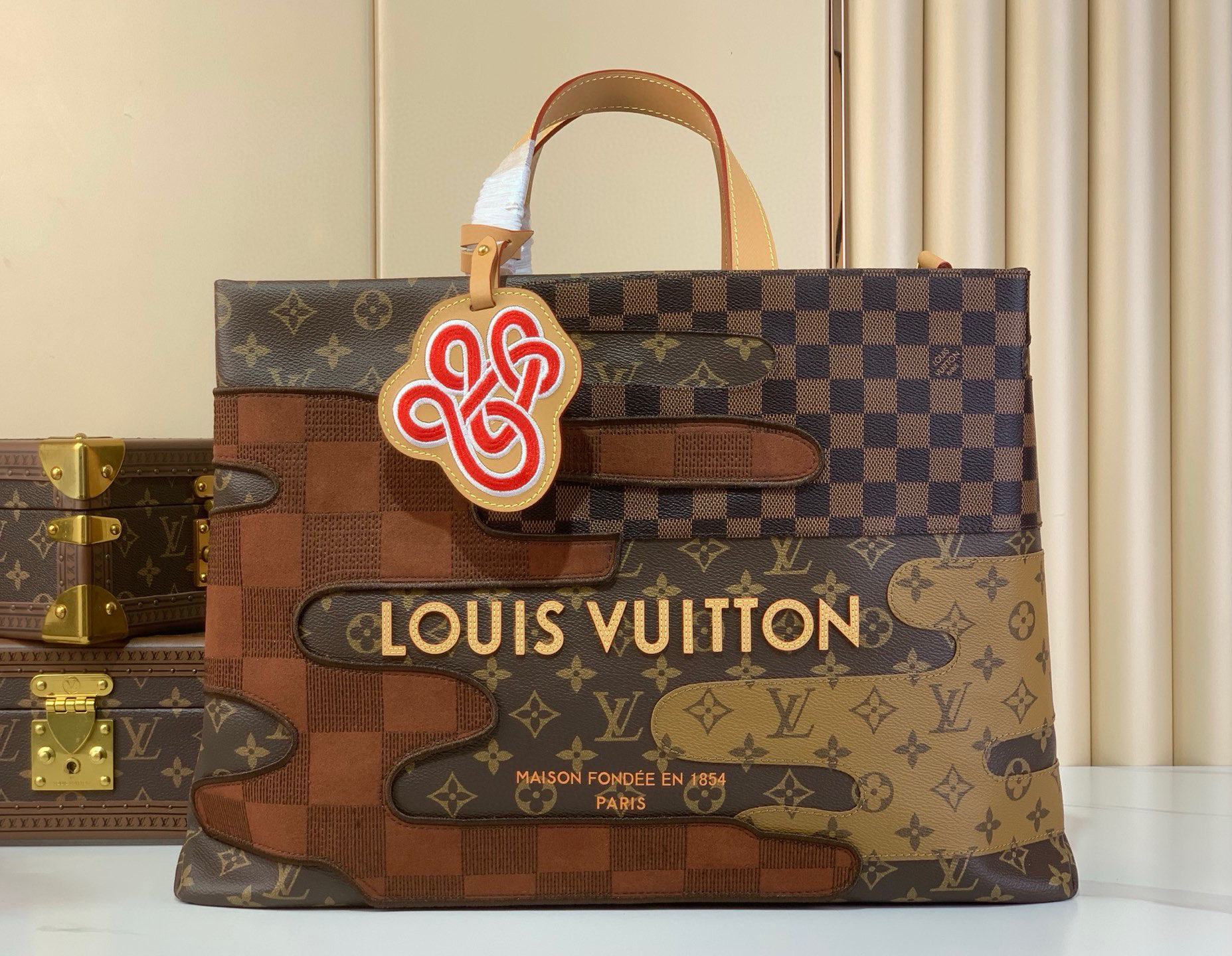 Louis Vuitton Shopper Tote Bag Medium Monogram Canvas Brown, 40 x 32 x 16 cm