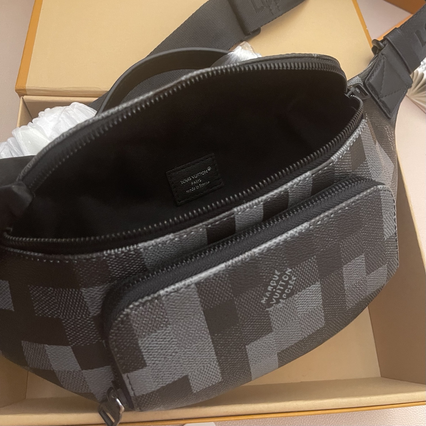 Louis Vuitton Rush Waist Bag Damoflage Black Canvas,30*15*8 cm 8 i1760783923792 60 0 7