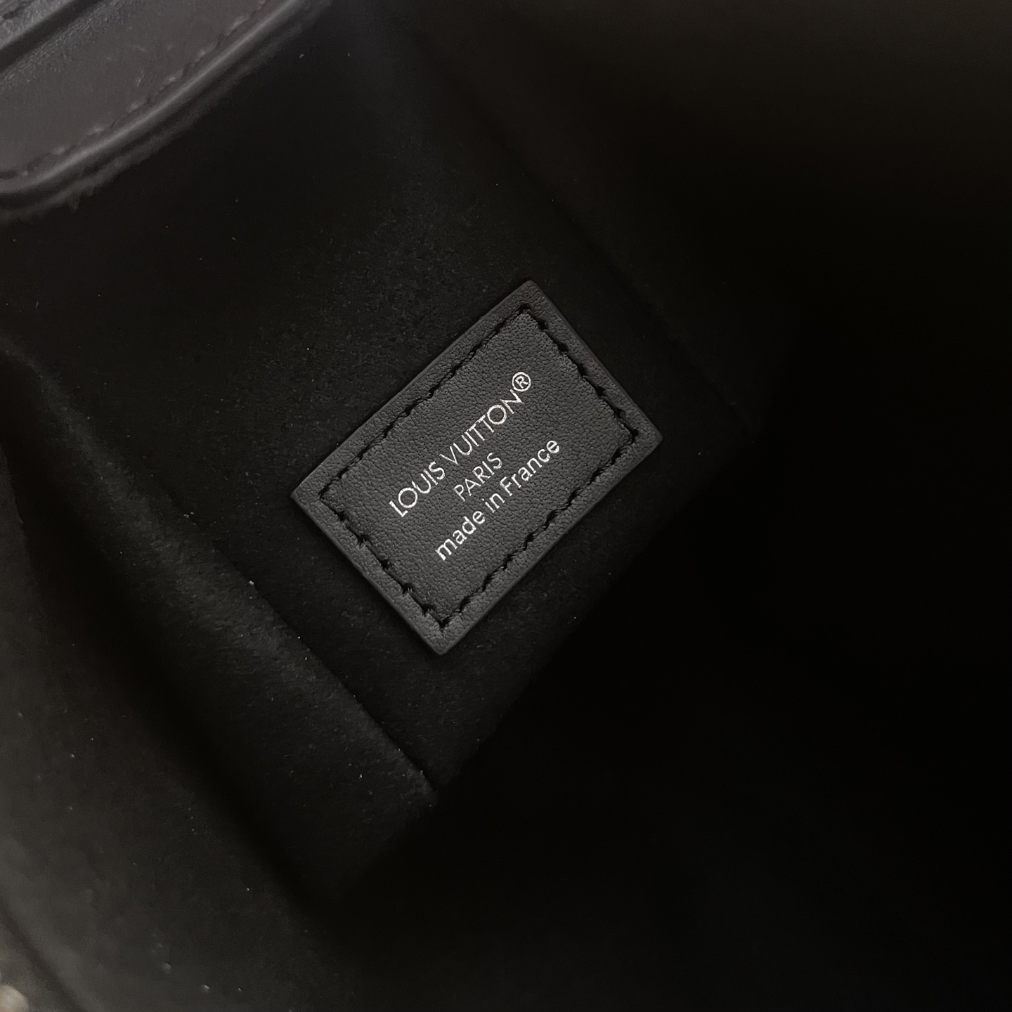 Louis Vuitton Side Trunk East West Monogram Eclipse Medium Handbag 10 i1760784943685 4388 0 8