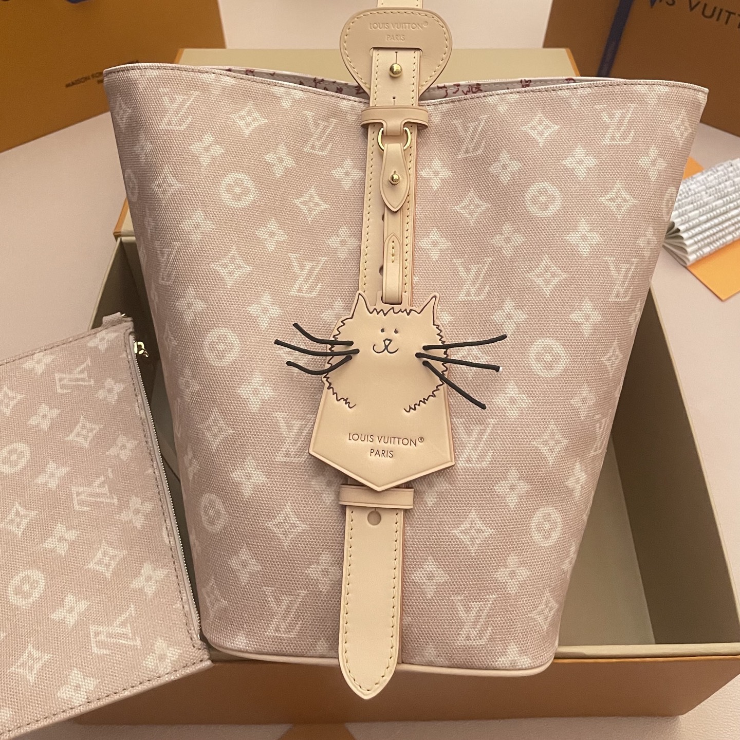 Louis Vuitton All In Large Bucket Bag - Meowgram Design, Spacious & Stylish 2 i1760788123545 5419 0 10