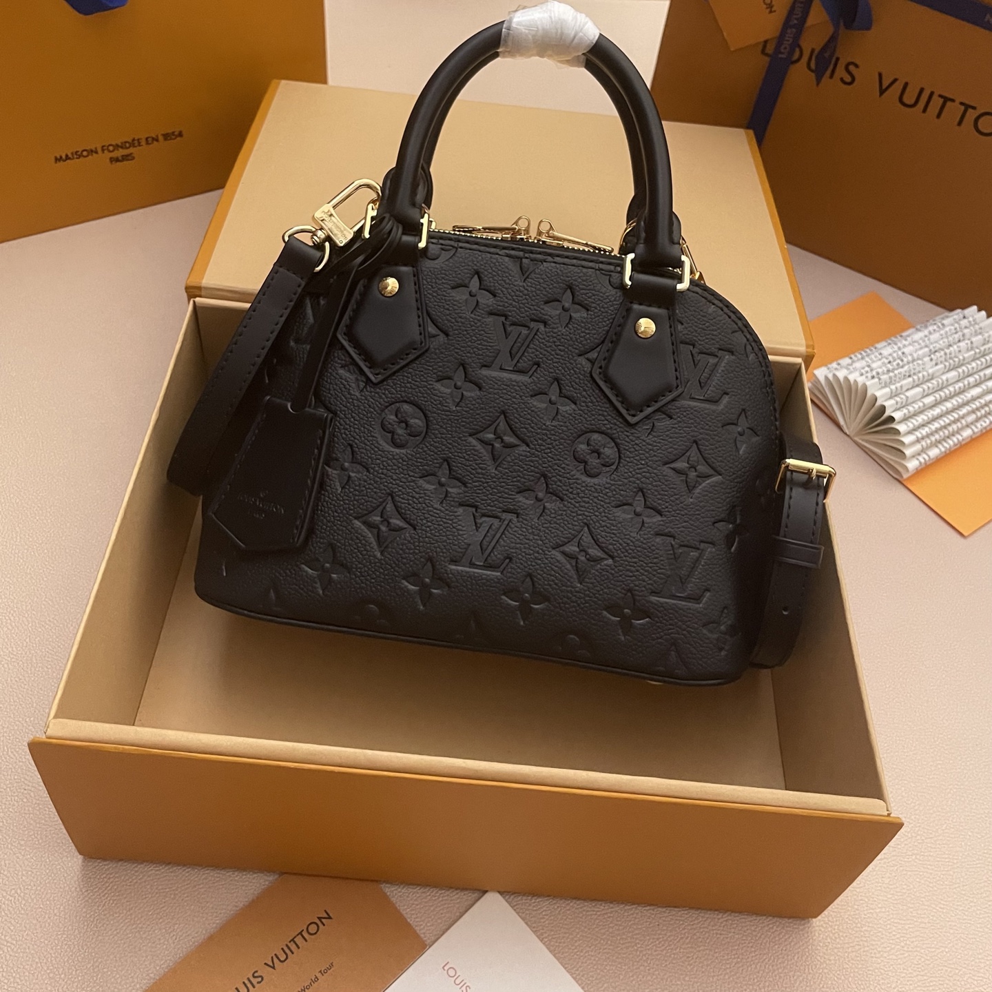 Louis Vuitton Alma Bag, Anp-Flunpe Leather, Parisien Elegance, M26409/M26489