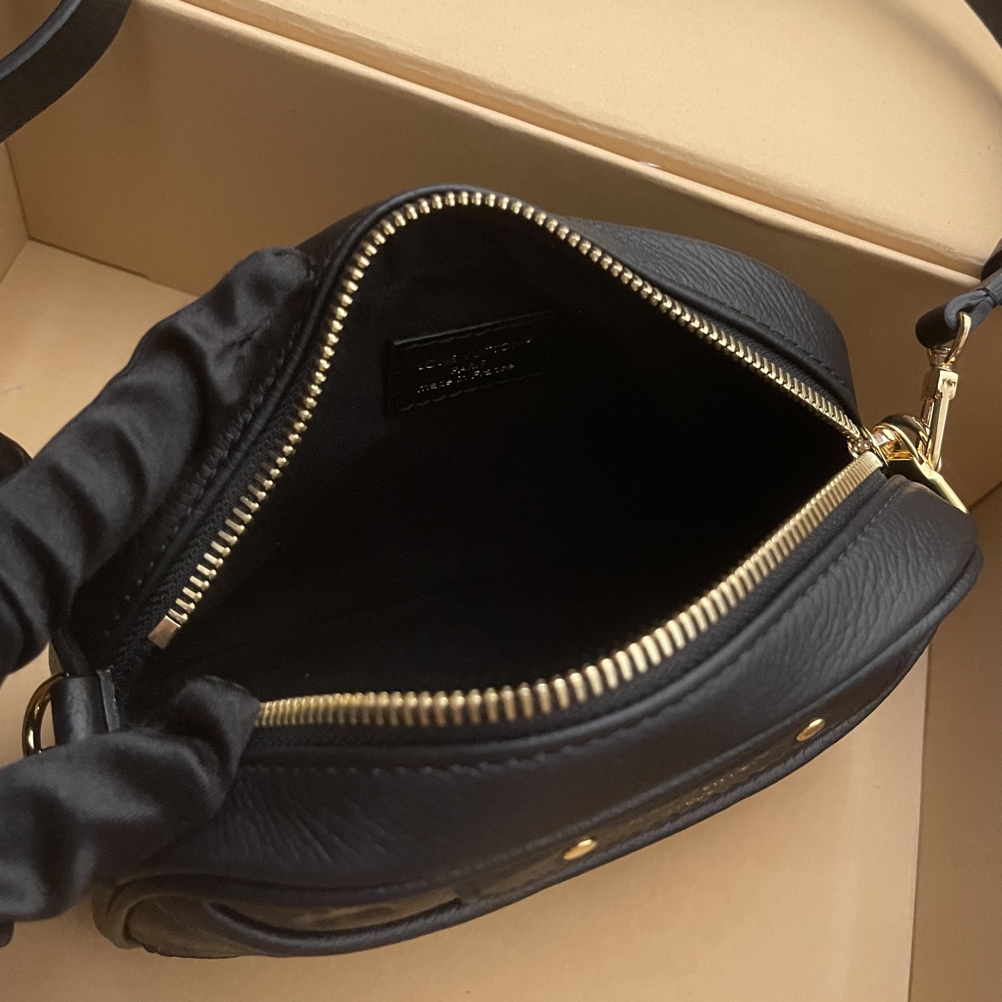 Louis Vuitton Monogram Empreinte Tiny Camera Bag - Black Leather, Compact Size 9 i1760879282934 556 0 7