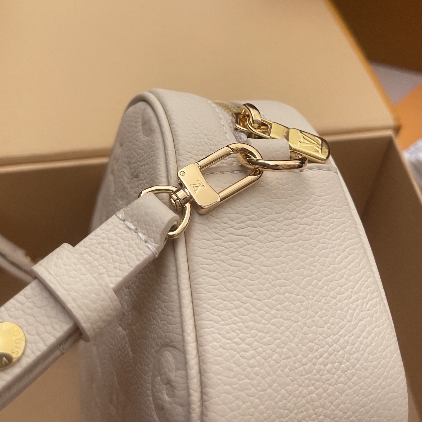 Louis Vuitton Monogram Empreinte Tiny Camera Bag - Elegant & Versatile 6 i1760879402979 6962 0 5