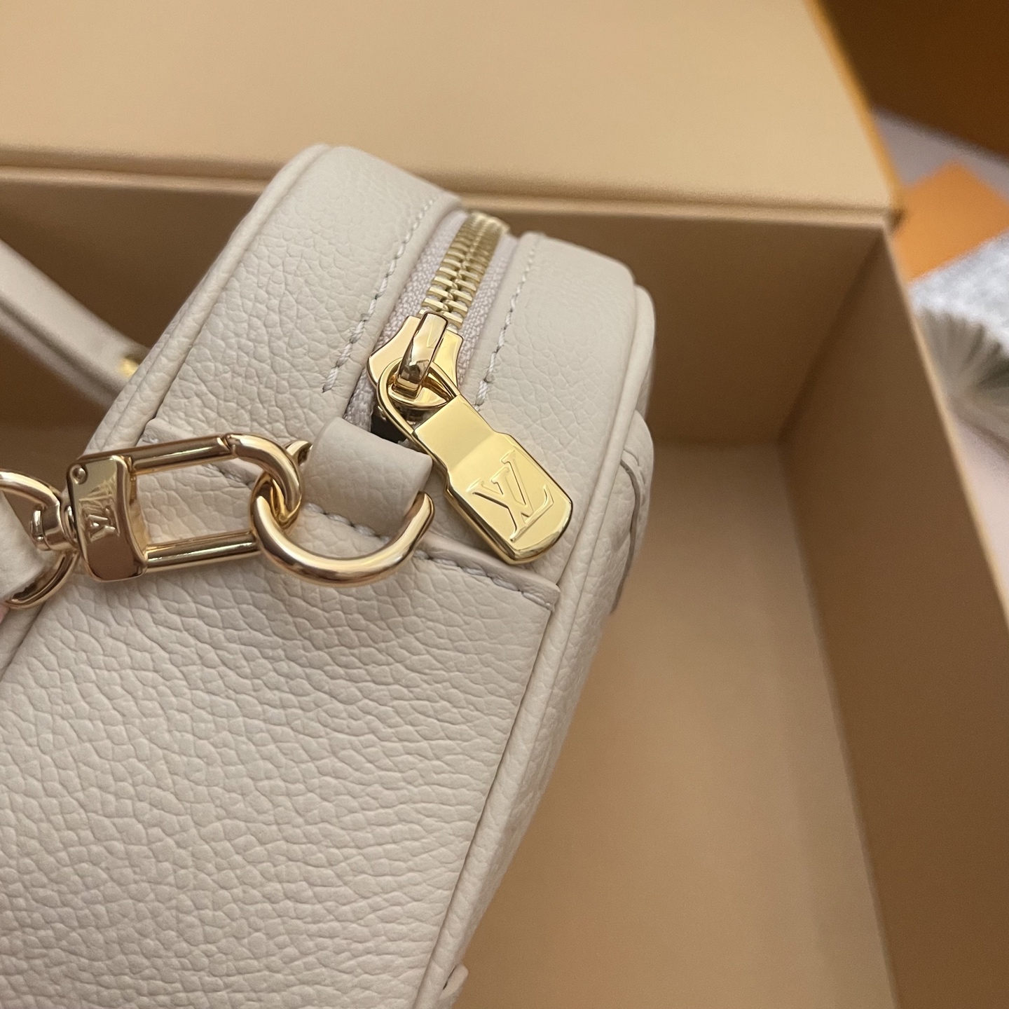 Louis Vuitton Monogram Empreinte Tiny Camera Bag - Elegant & Versatile 8 i1760879404925 5926 0 7
