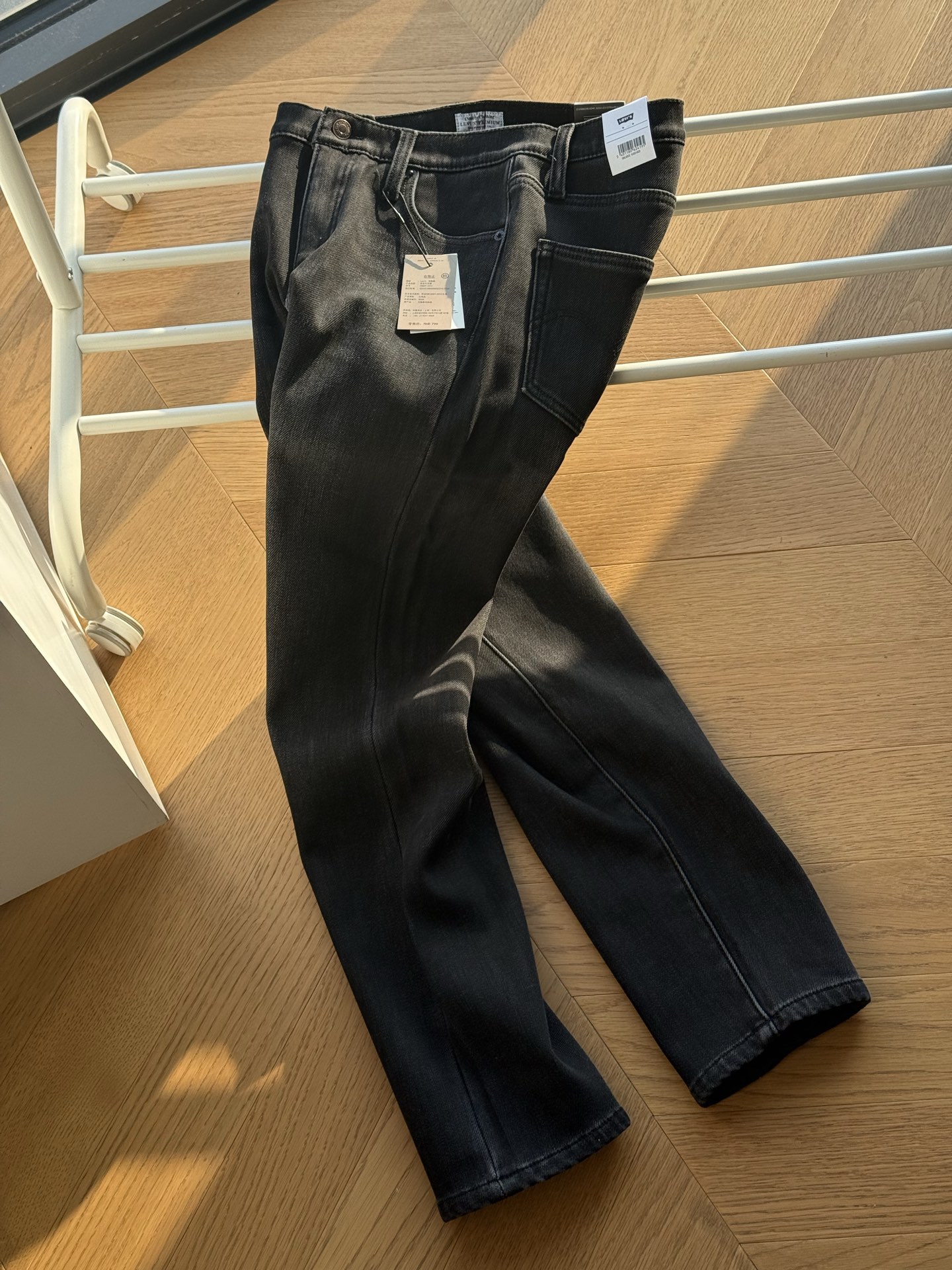 _dAM9s5pnr3D4WGvgvzDbVCp-6giUNcrorZF2NQg