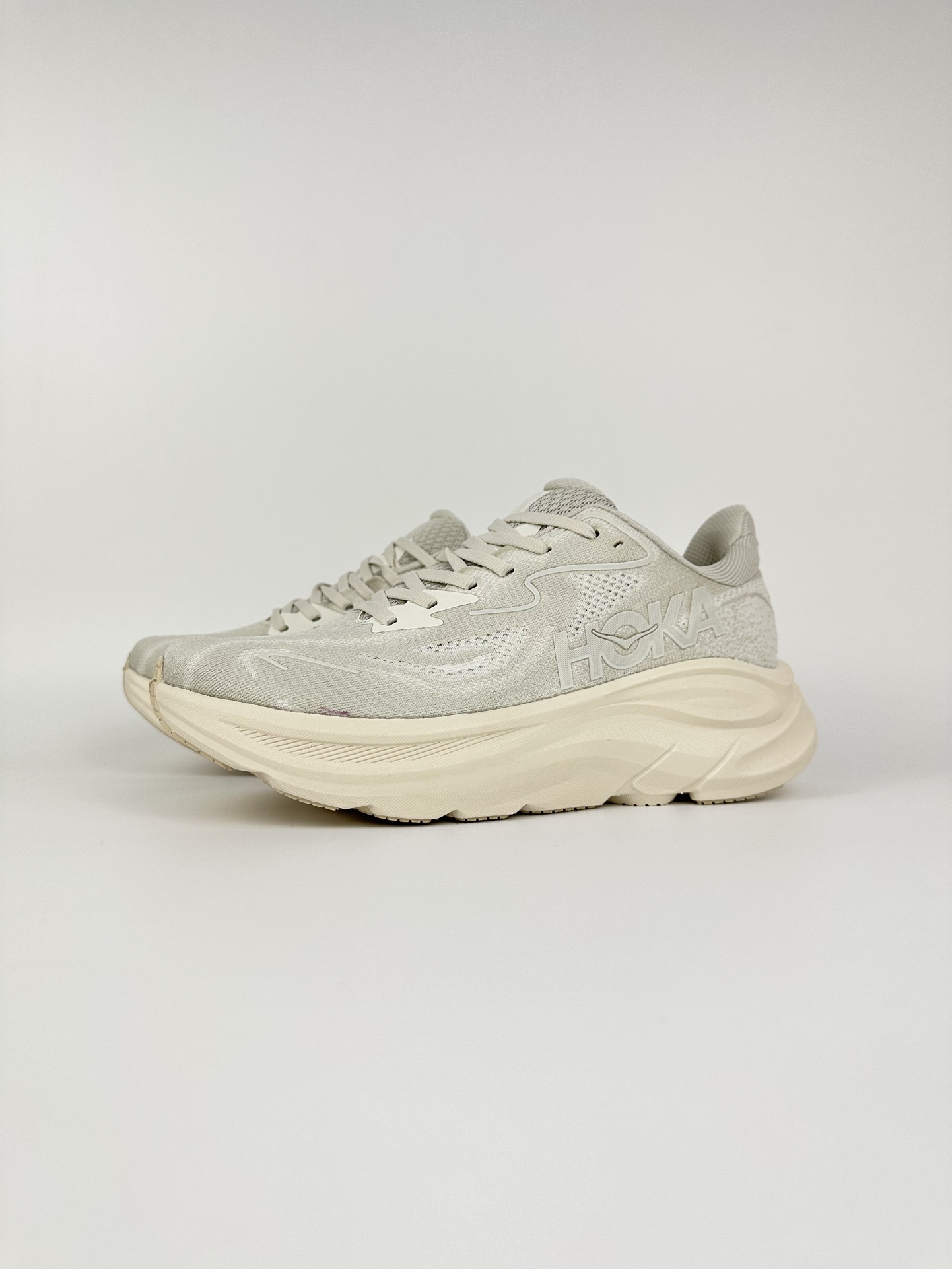 NO:270670,Color Collection 1 New update HOKA M CLIFTON 10 Clifton 10 Sports shoes running shoes The brand comes from New Zealand's Maori language. HOKA means the earth, ONE ONE means flying over, connecting it means flying over the horizon, ONE ONE does not read 