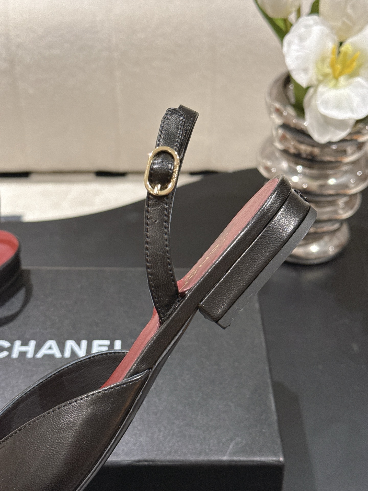 Chanel 𝐁𝐫𝐚𝐧𝐝𝐂𝐡𝐚𝐧*𝐥