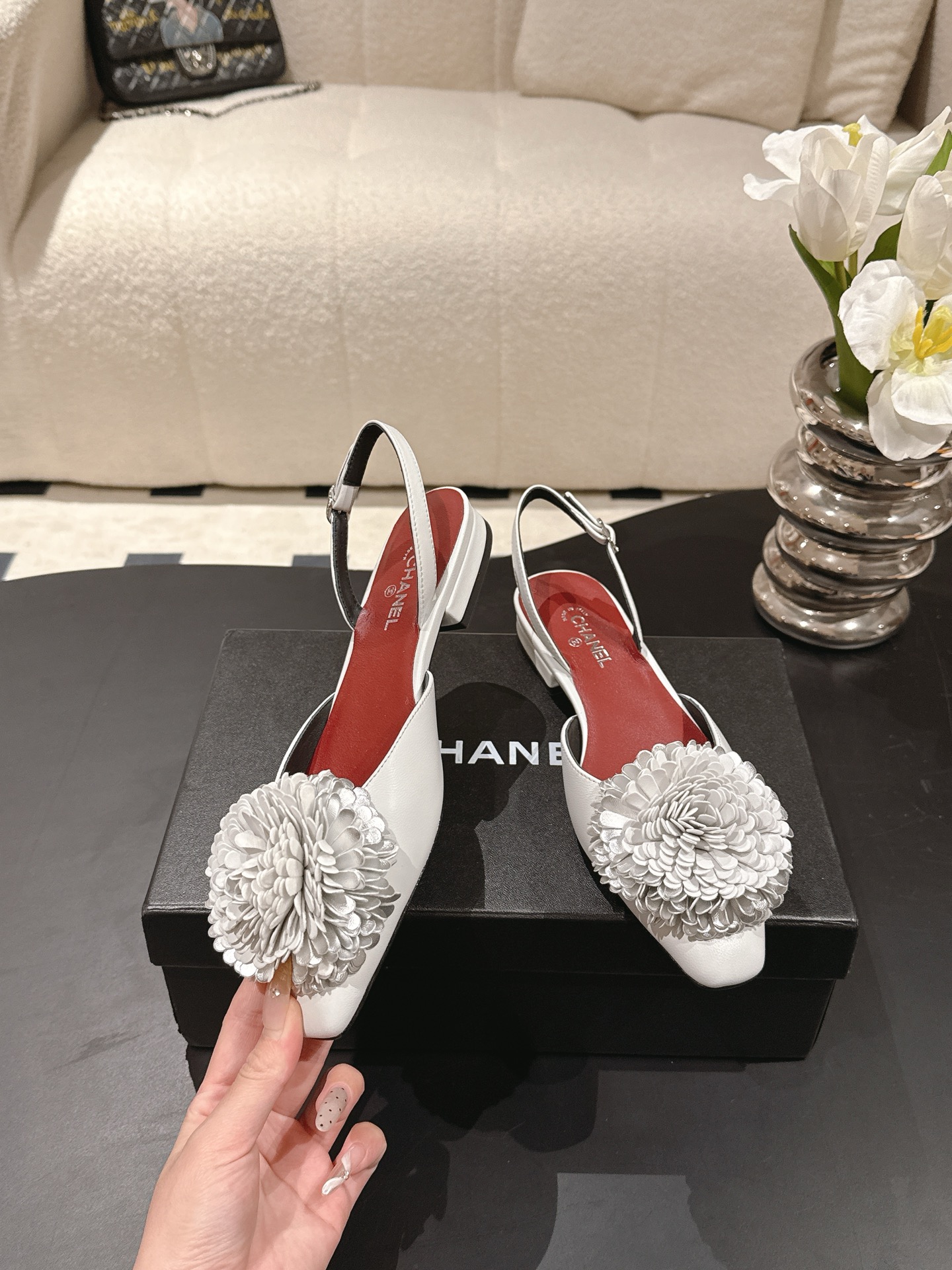 Chanel 𝐁𝐫𝐚𝐧𝐝𝐂𝐡𝐚𝐧*𝐥