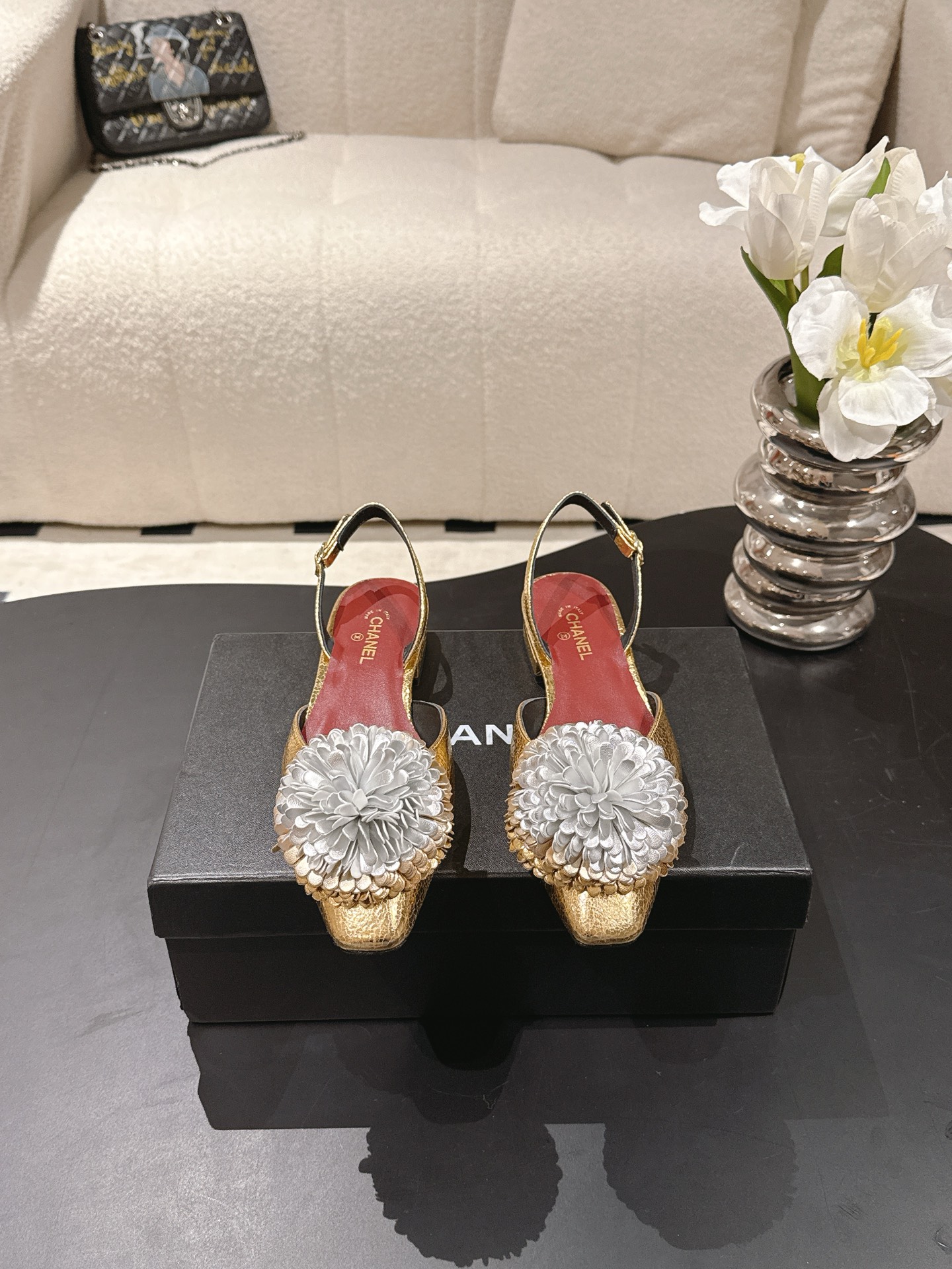 Chanel 𝐁𝐫𝐚𝐧𝐝𝐂𝐡𝐚𝐧*𝐥