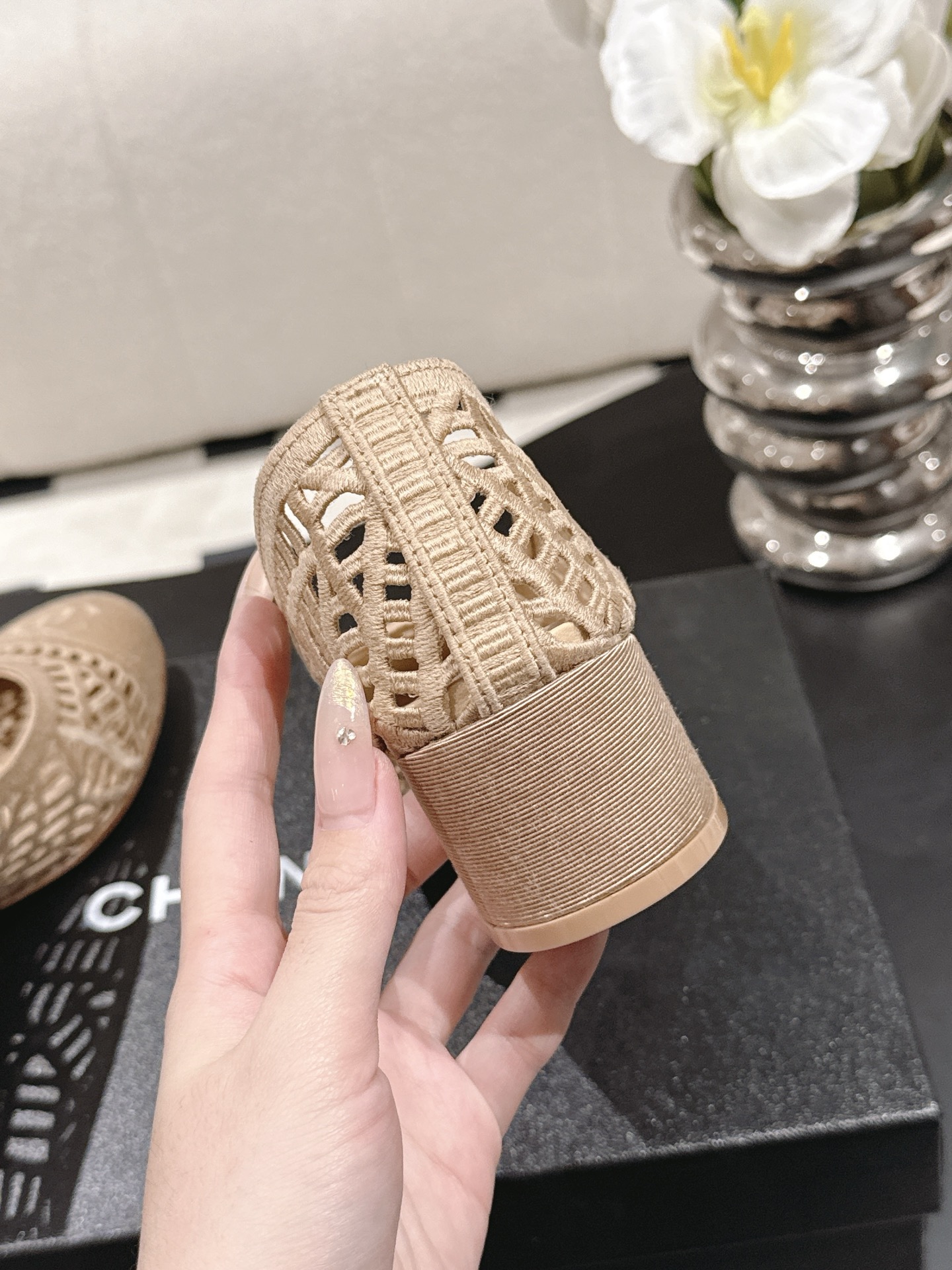Chanel 𝐁𝐫𝐚𝐧𝐝𝐂𝐡𝐚𝐧*𝐥