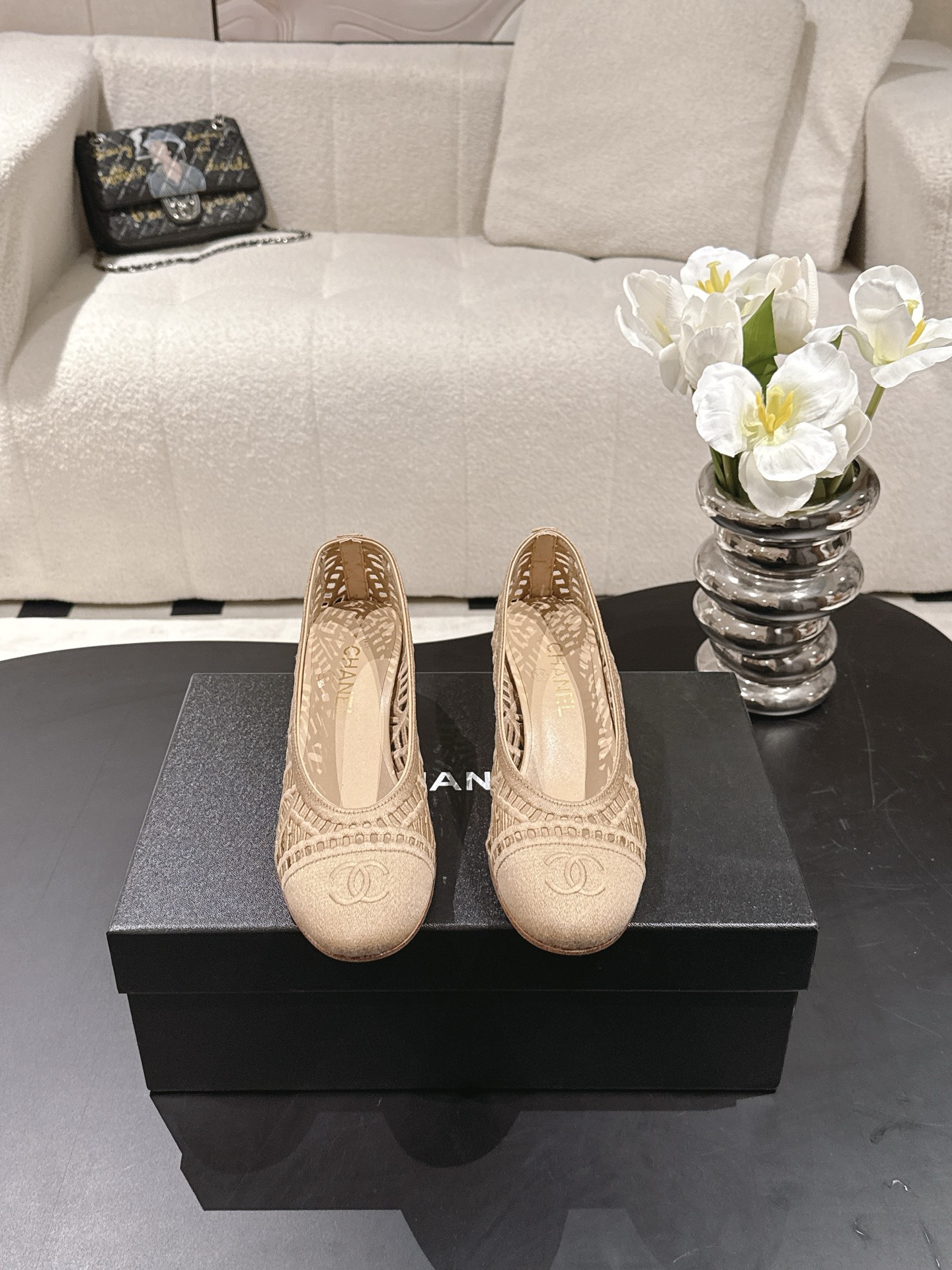 Chanel 𝐁𝐫𝐚𝐧𝐝𝐂𝐡𝐚𝐧*𝐥