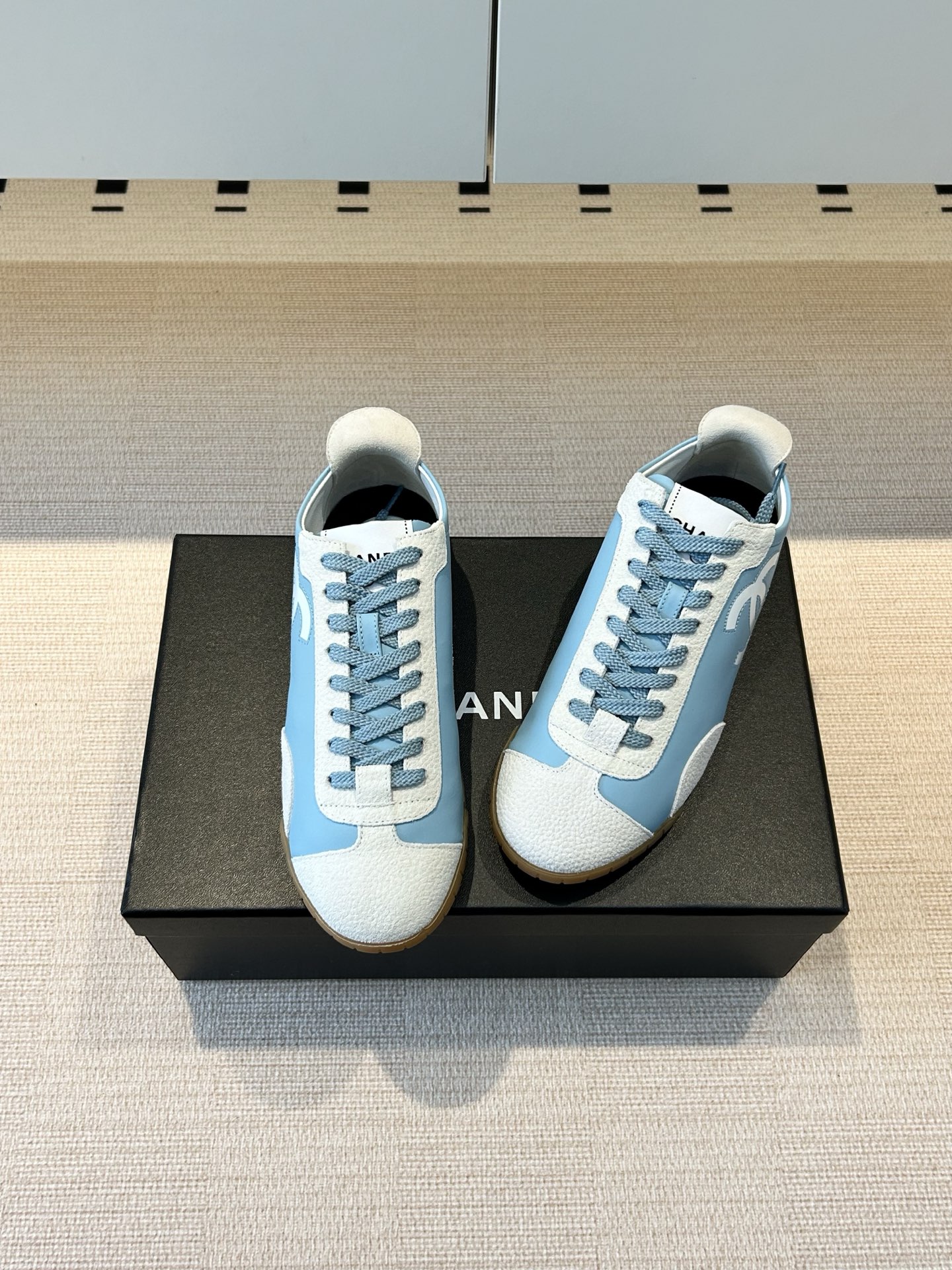 Chanel 𝐁𝐫𝐚𝐧𝐝𝐂𝐡𝐚𝐧*𝐥