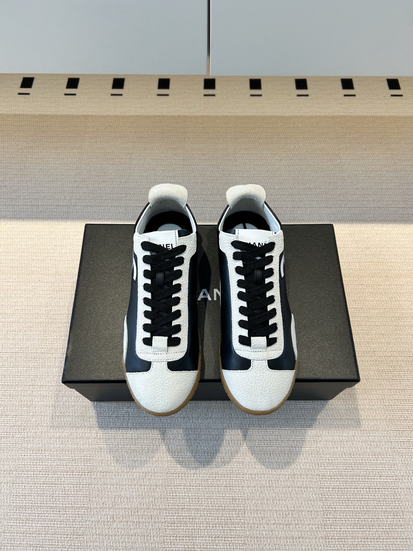 Chanel 𝐁𝐫𝐚𝐧𝐝𝐂𝐡𝐚𝐧*𝐥