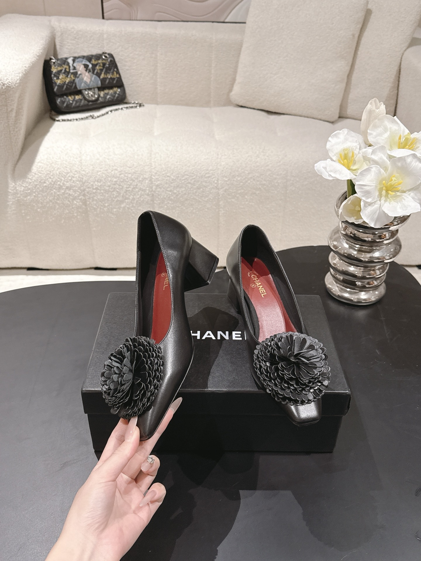 Chanel 𝐁𝐫𝐚𝐧𝐝𝐂𝐡𝐚𝐧*𝐥