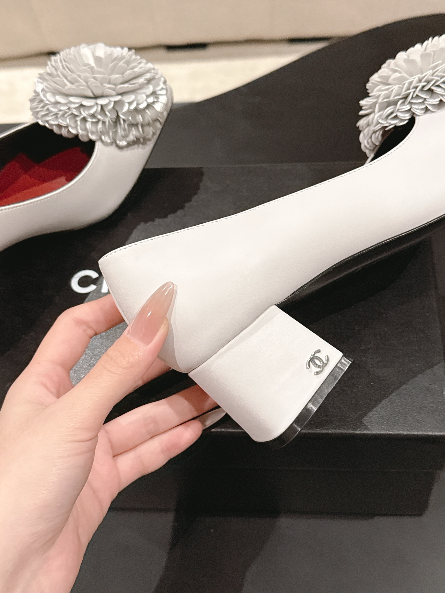 Chanel 𝐁𝐫𝐚𝐧𝐝𝐂𝐡𝐚𝐧*𝐥