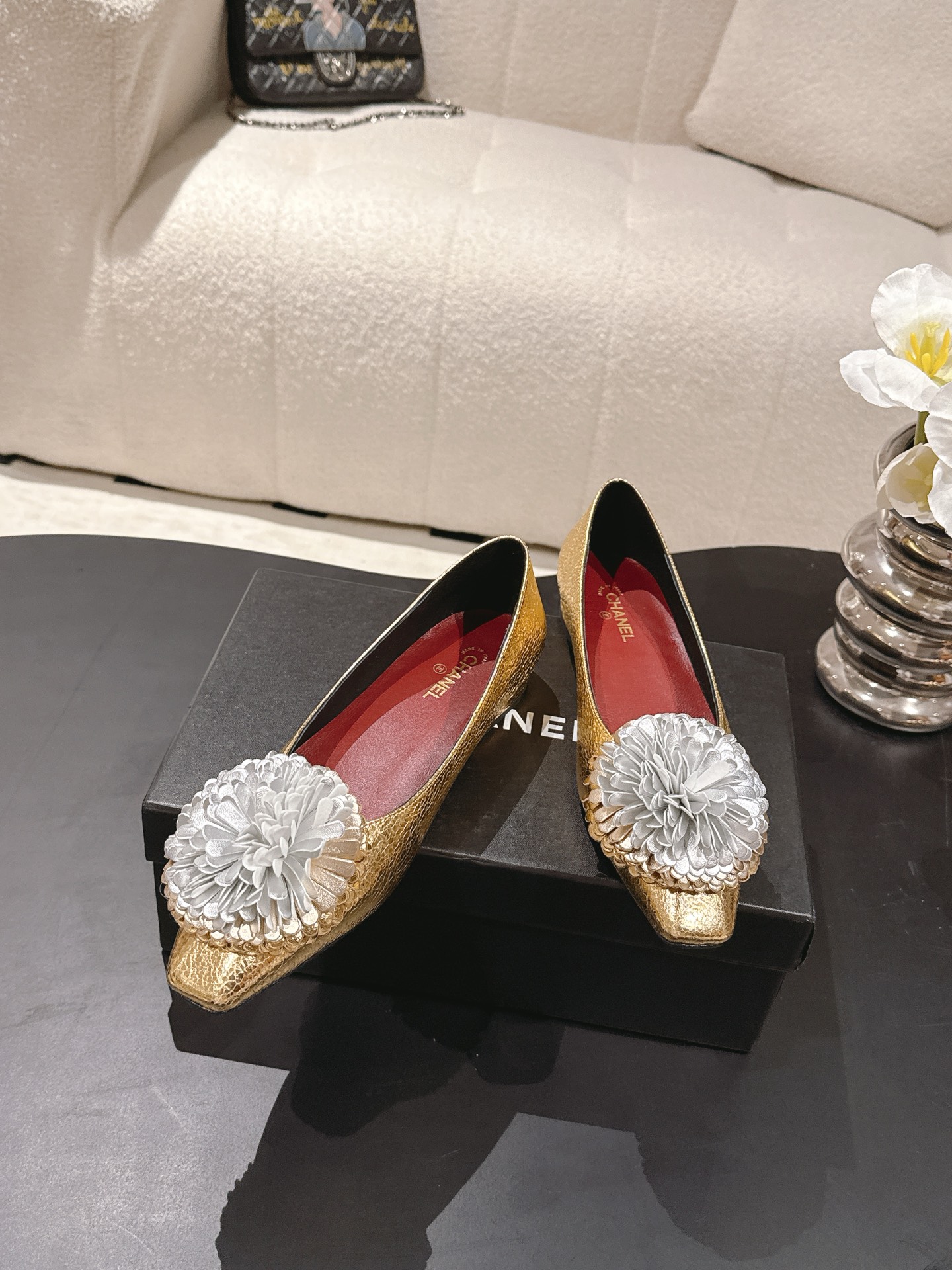 Chanel 𝐁𝐫𝐚𝐧𝐝𝐂𝐡𝐚𝐧*𝐥