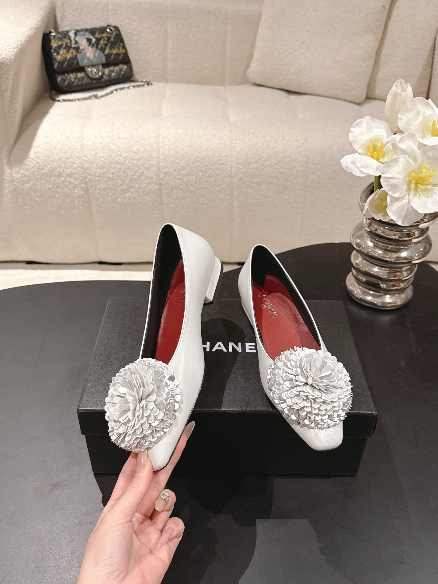 Chanel 𝐁𝐫𝐚𝐧𝐝𝐂𝐡𝐚𝐧*𝐥