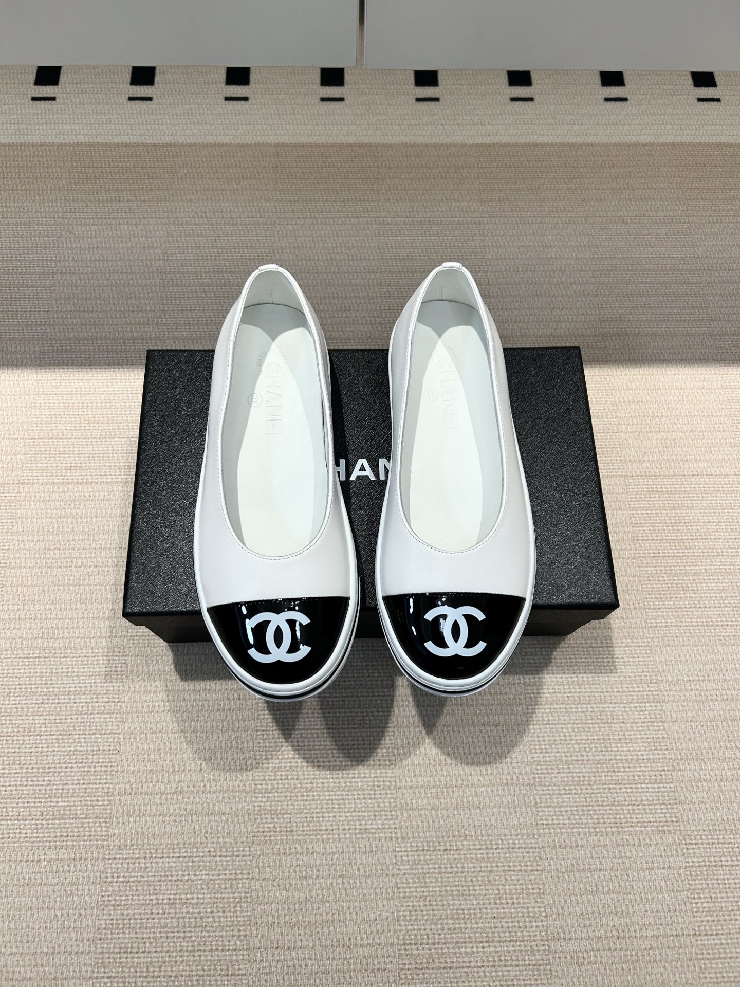 Chanel Chanel 26P 早春新款笨笨鞋 平底拼色单鞋