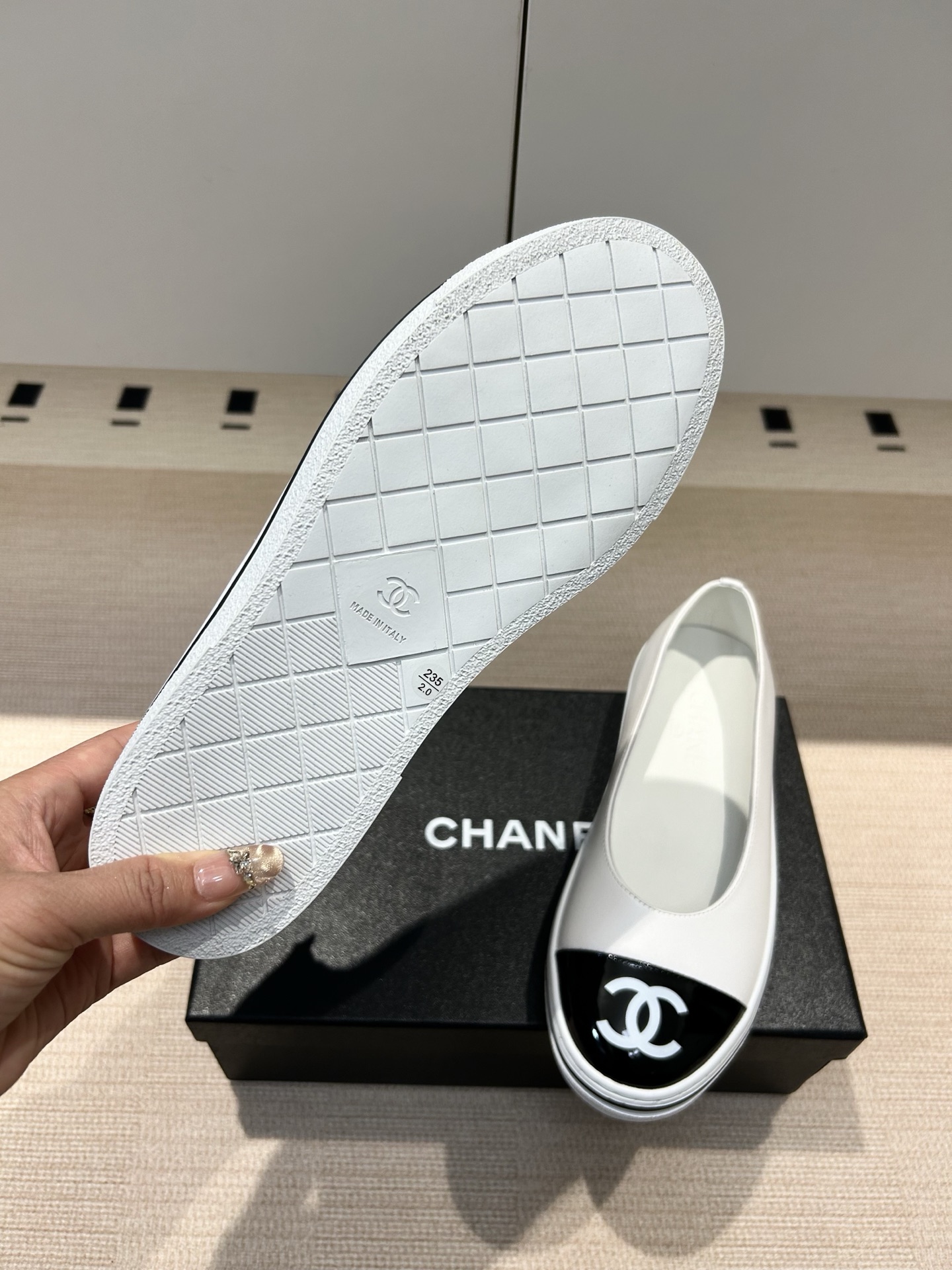 Chanel Chanel 26P 早春新款笨笨鞋 平底拼色单鞋