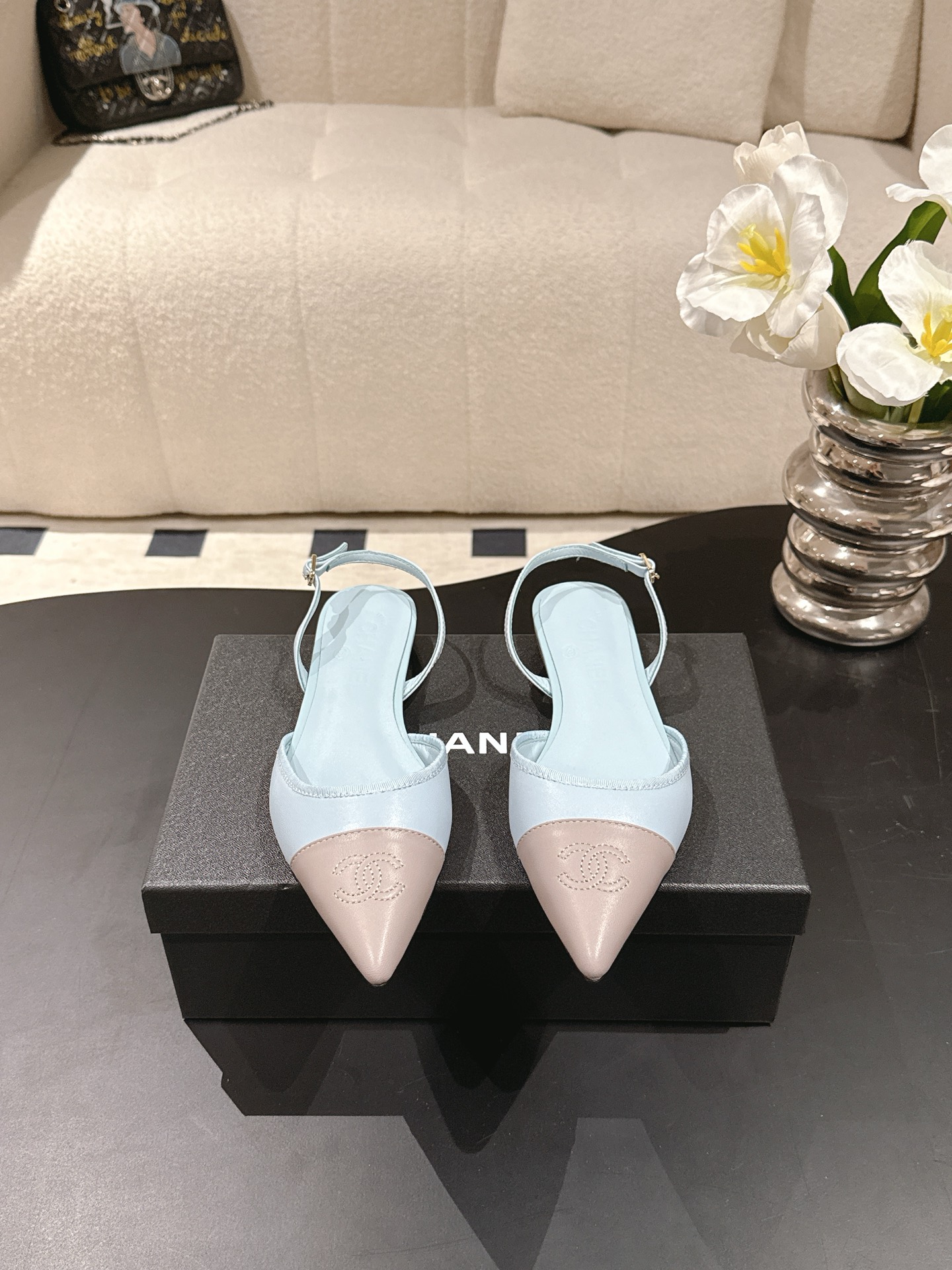 Chanel 𝐁𝐫𝐚𝐧𝐝：𝐂𝐇𝐀𝐍*𝐋