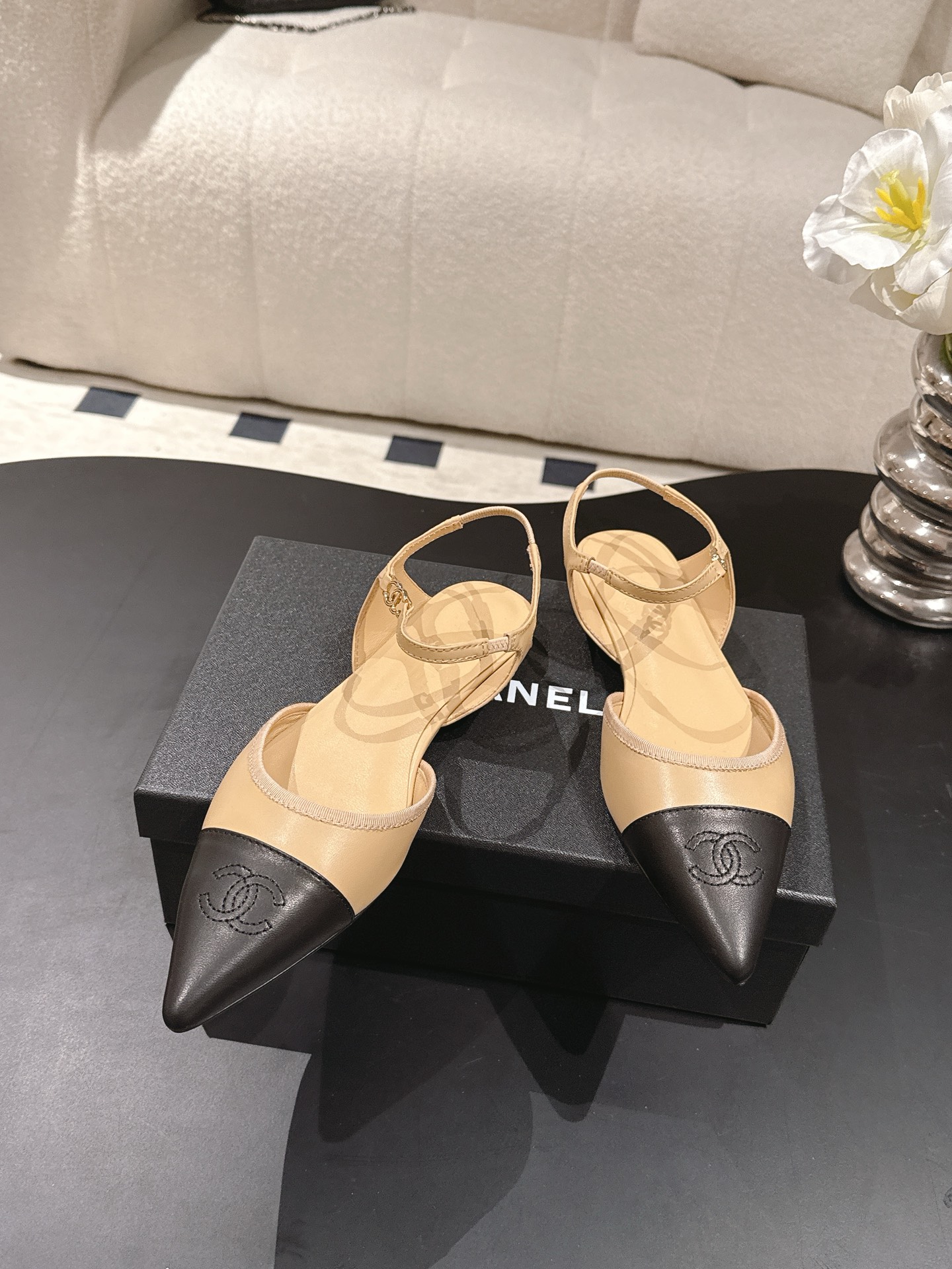 Chanel 𝐁𝐫𝐚𝐧𝐝：𝐂𝐇𝐀𝐍*𝐋